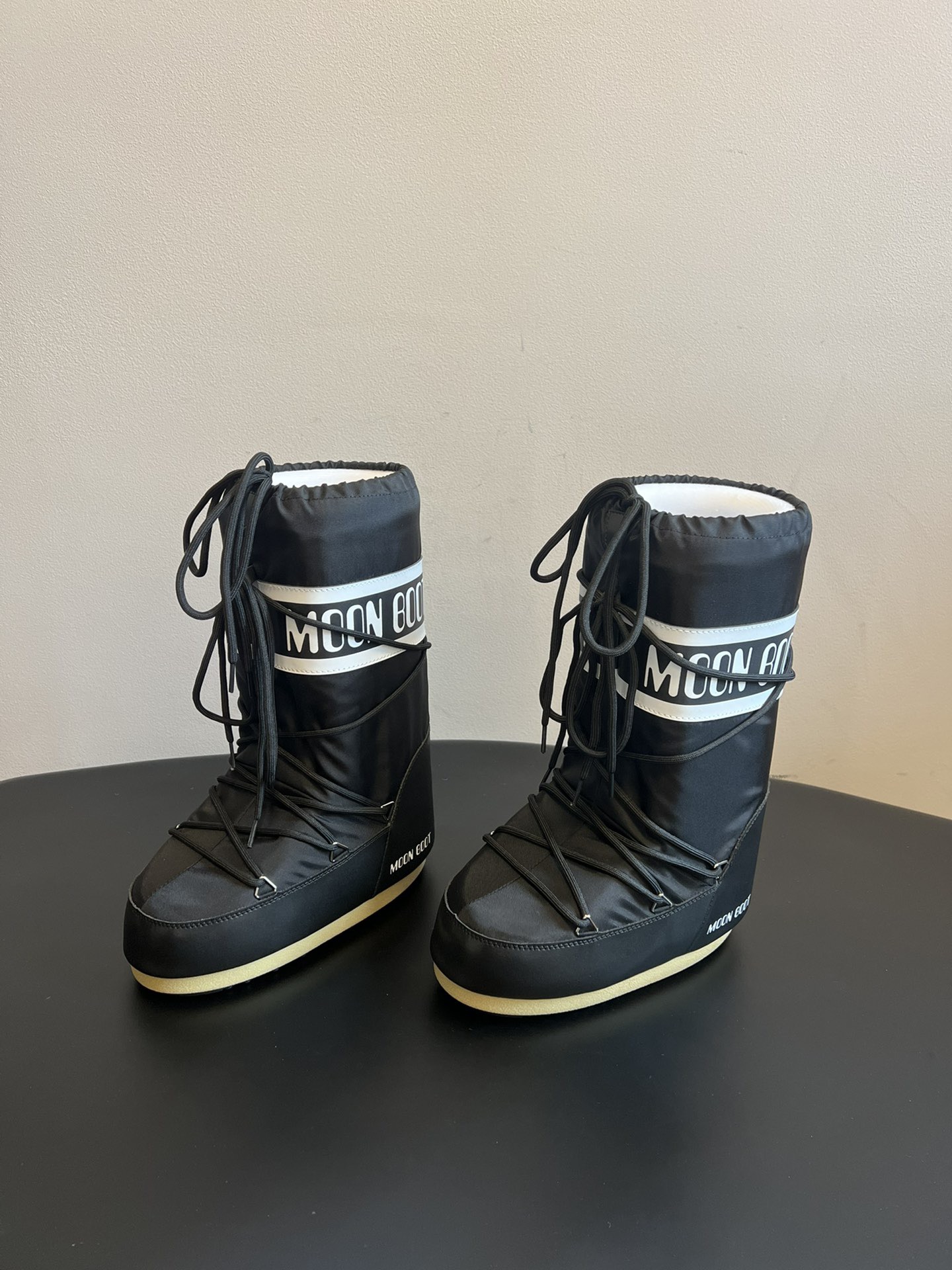 MOON BOOT 문부트 클래식 블랙 스노우부츠 5