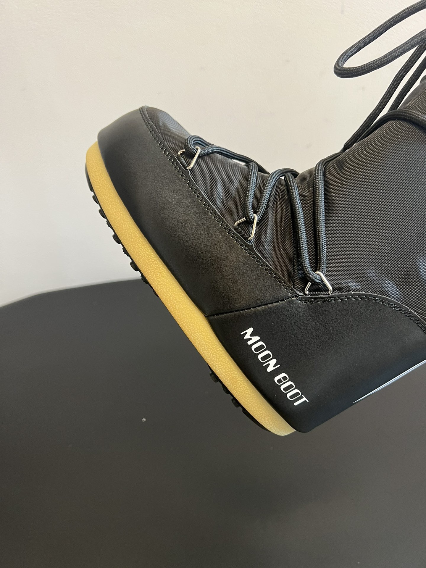 MOON BOOT 문부트 클래식 블랙 스노우부츠 8