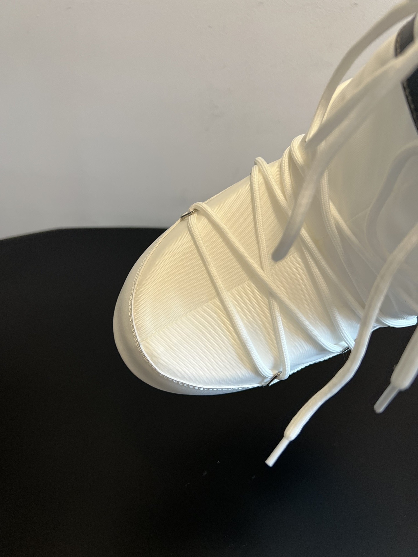 MOON BOOT 문부트 클래식 블랙 스노우부츠 9