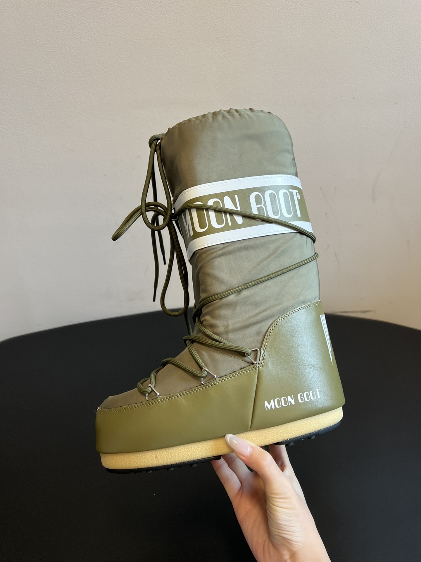 MOON BOOT 문부트 클래식 블랙 스노우부츠 8