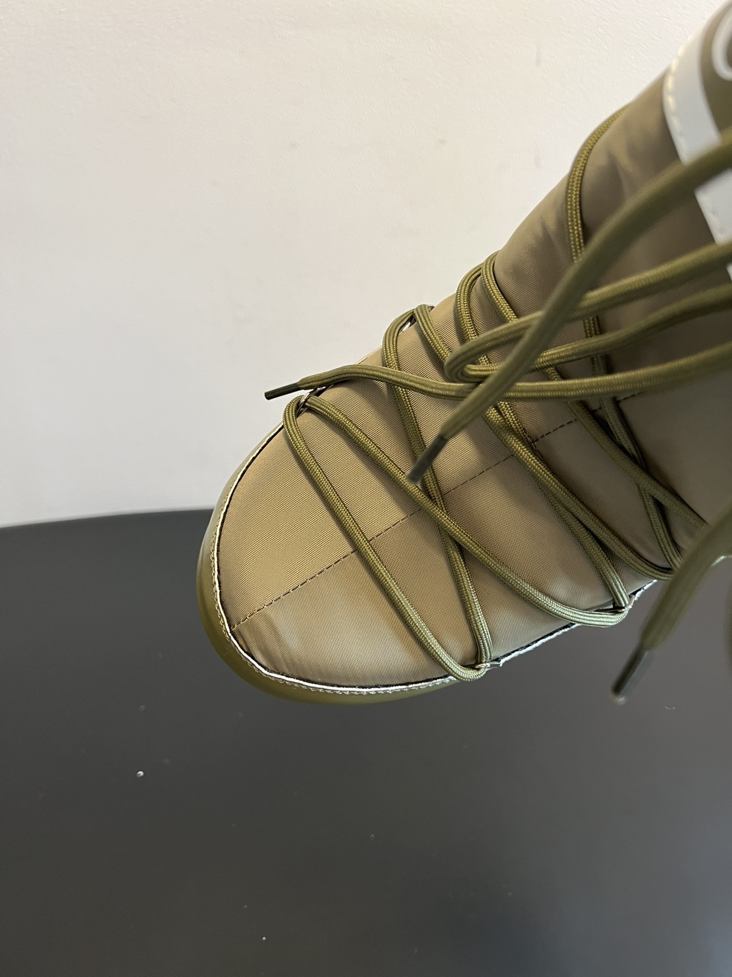 MOON BOOT 문부트 클래식 블랙 스노우부츠 11