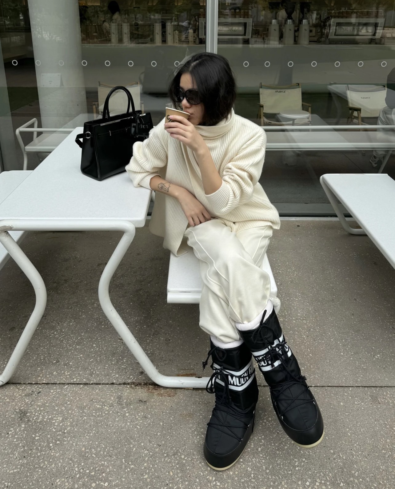 MOON BOOT 문부트 클래식 블랙 스노우부츠 3