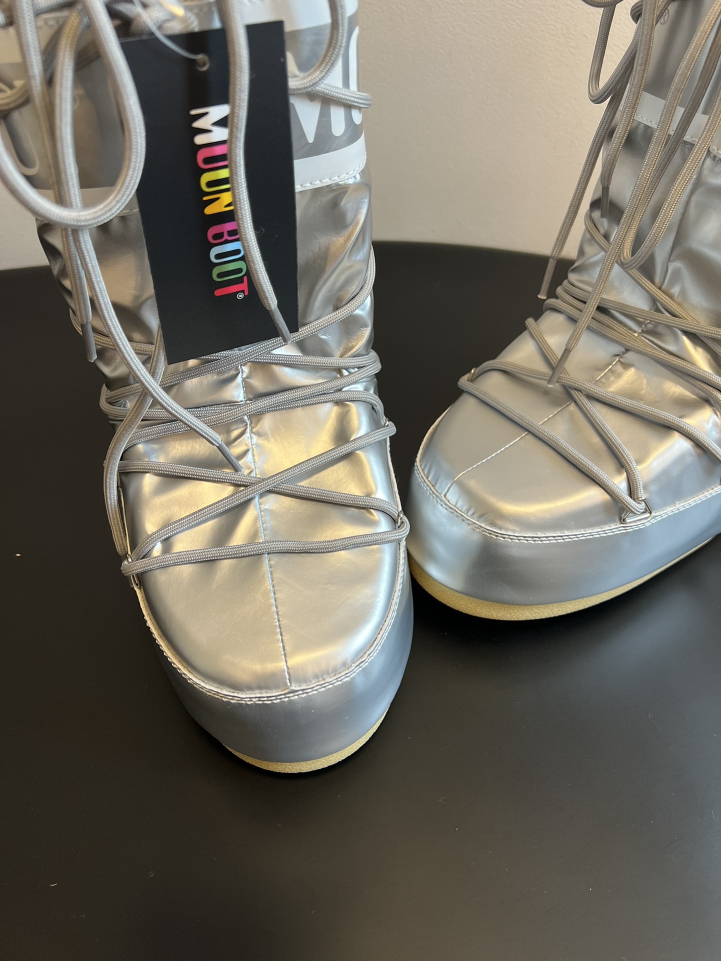 MOON BOOT 문부트 클래식 블랙 스노우부츠 6