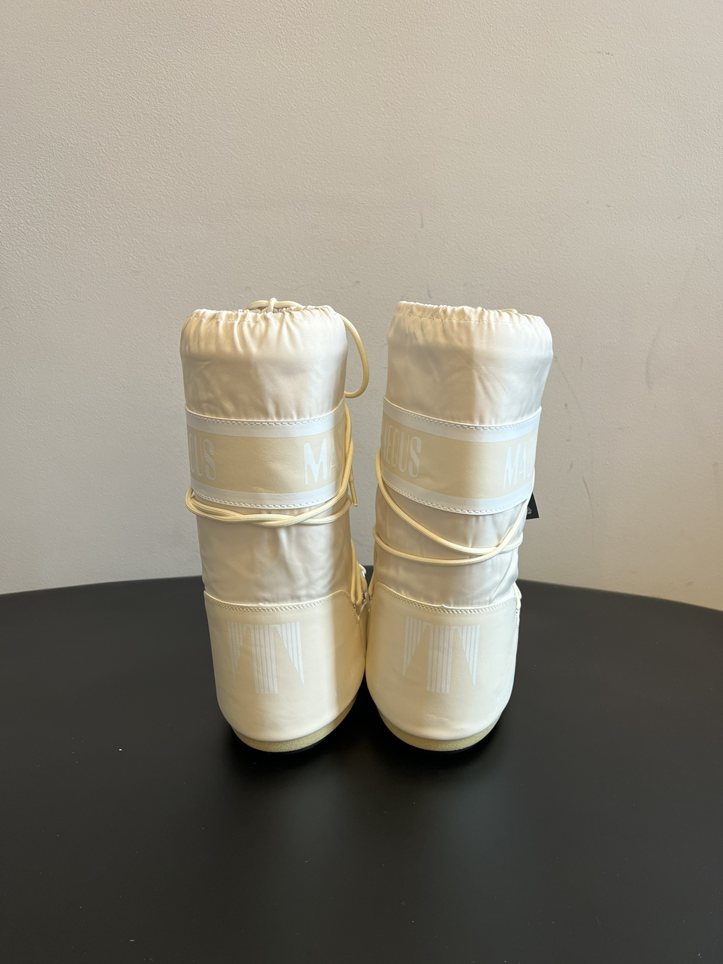 MOON BOOT 문부트 클래식 블랙 스노우부츠 7