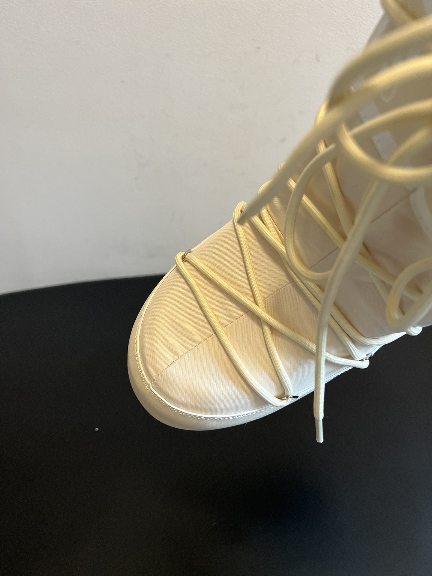 MOON BOOT 문부트 클래식 블랙 스노우부츠 11