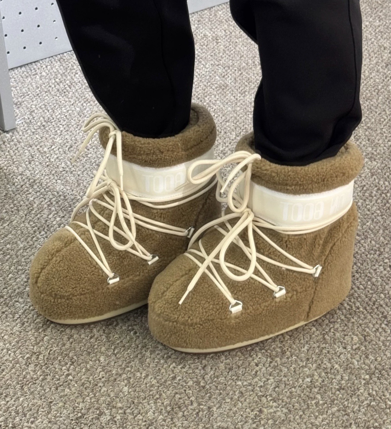 MOON BOOT 문부트 시어링 스노우 부츠 3