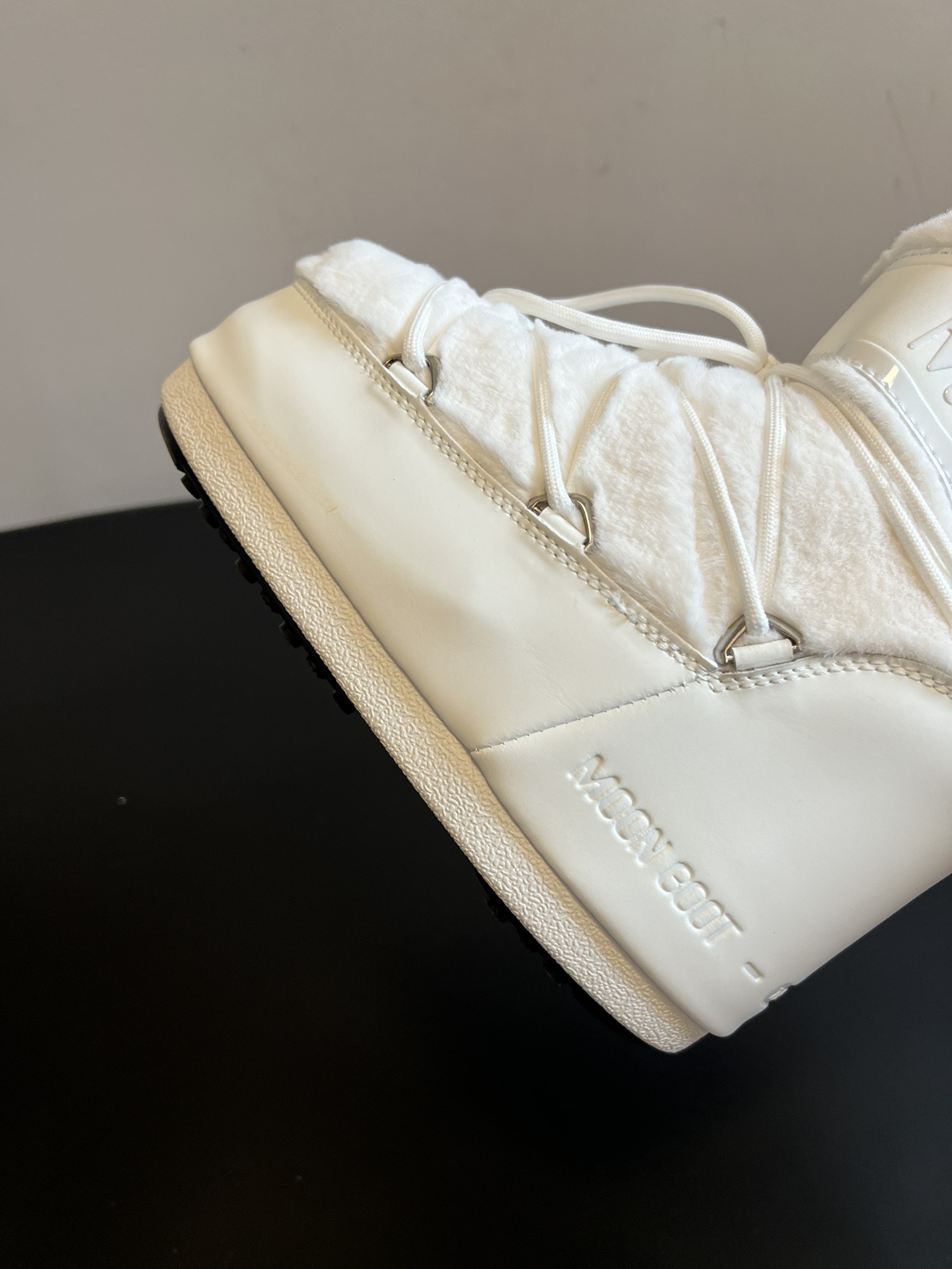 MOON BOOT 문부트 퍼 스노우 미들부츠 10