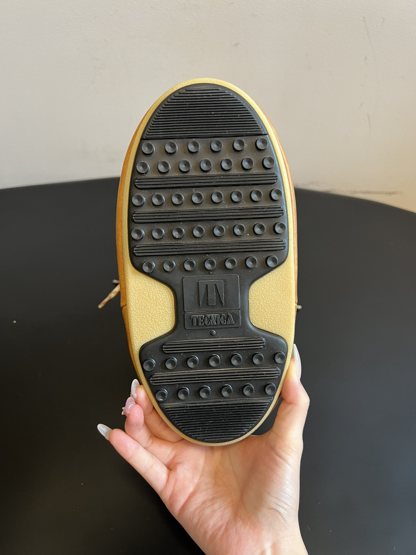 MOON BOOT 문부트 퍼 스노우 미들부츠 9