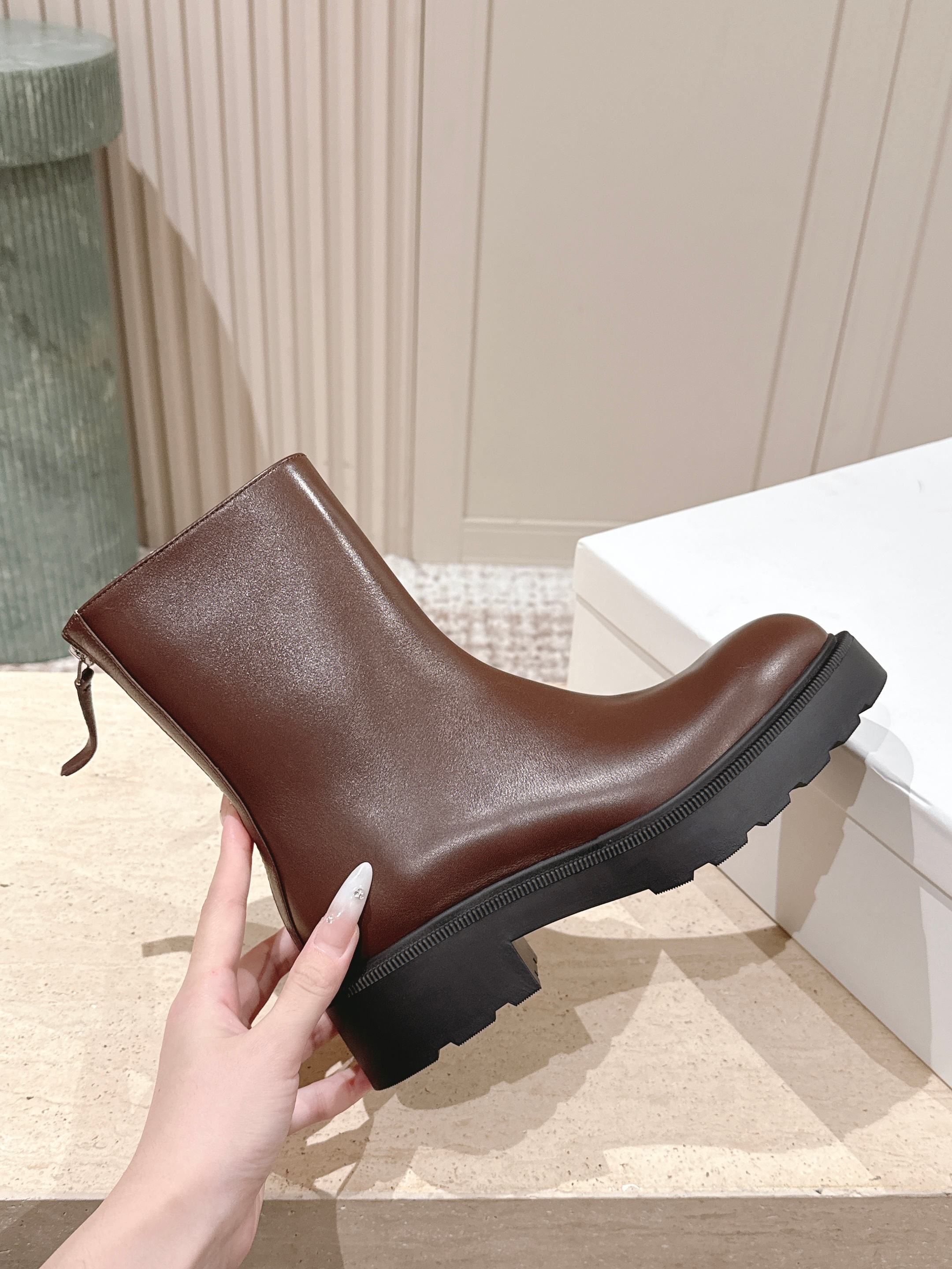 THE ROW 더로우 브라운 레더 앵클부츠 5