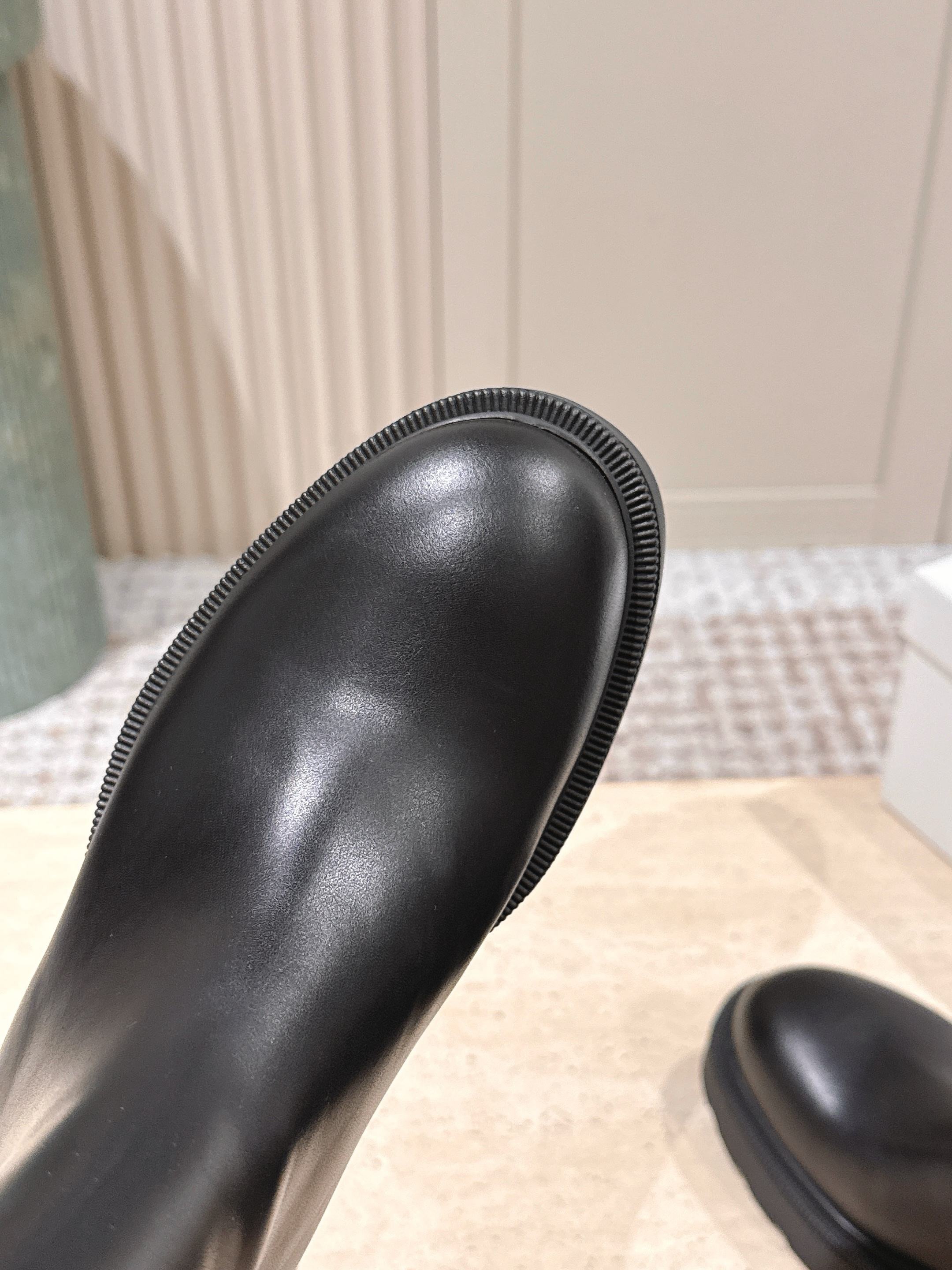 THE ROW 더로우 브라운 레더 앵클부츠 6