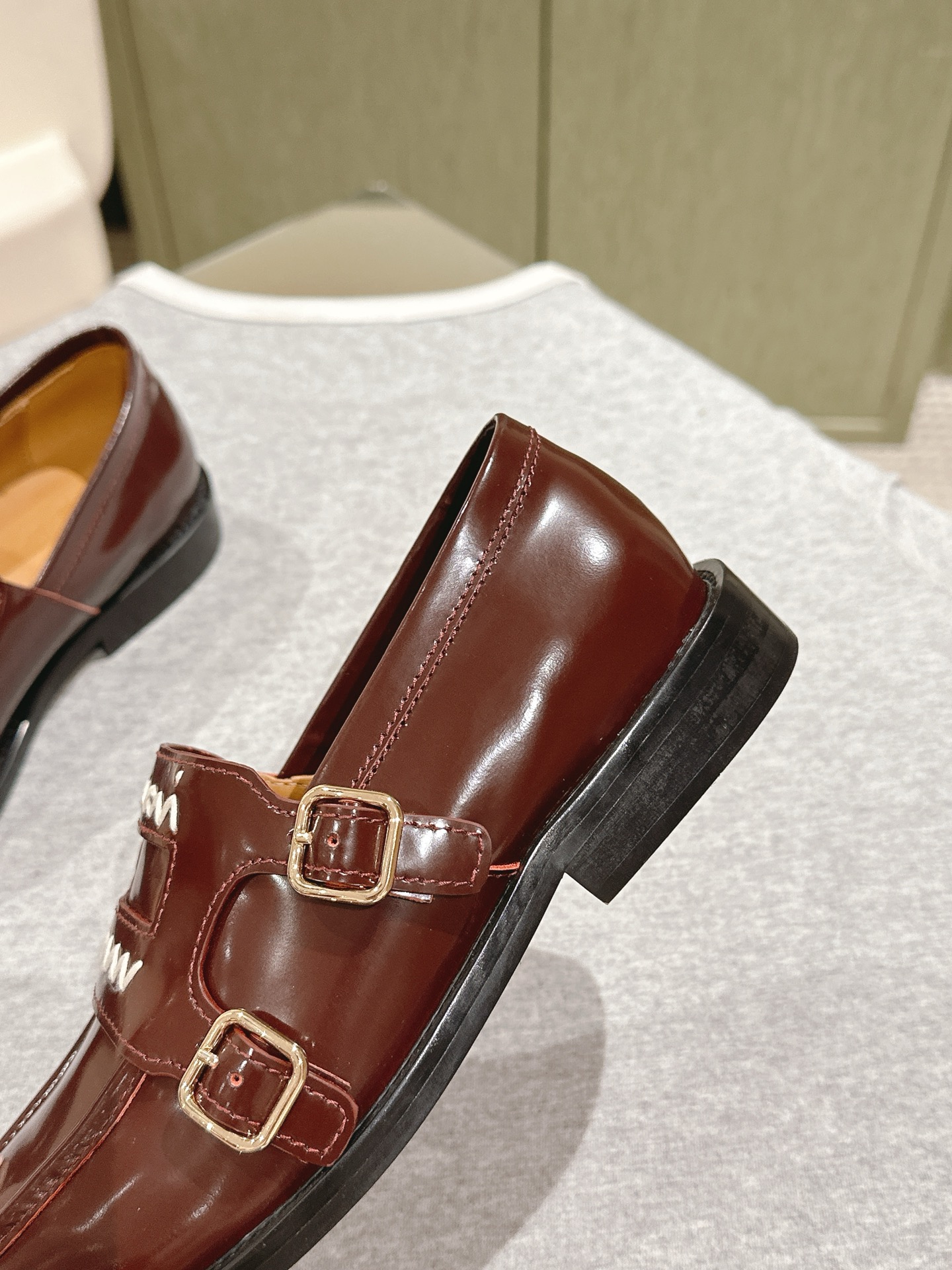 Marni 마르니 더블 버클 스티치 로퍼 8