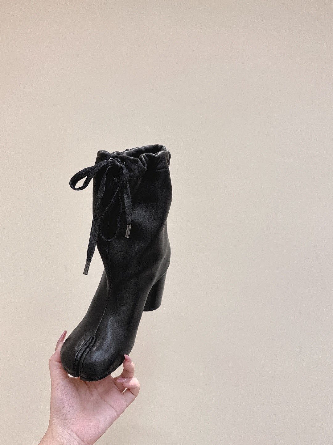 Maison Margiela 메종 마르지엘라 타비 셔링 레더 앵클부츠 12