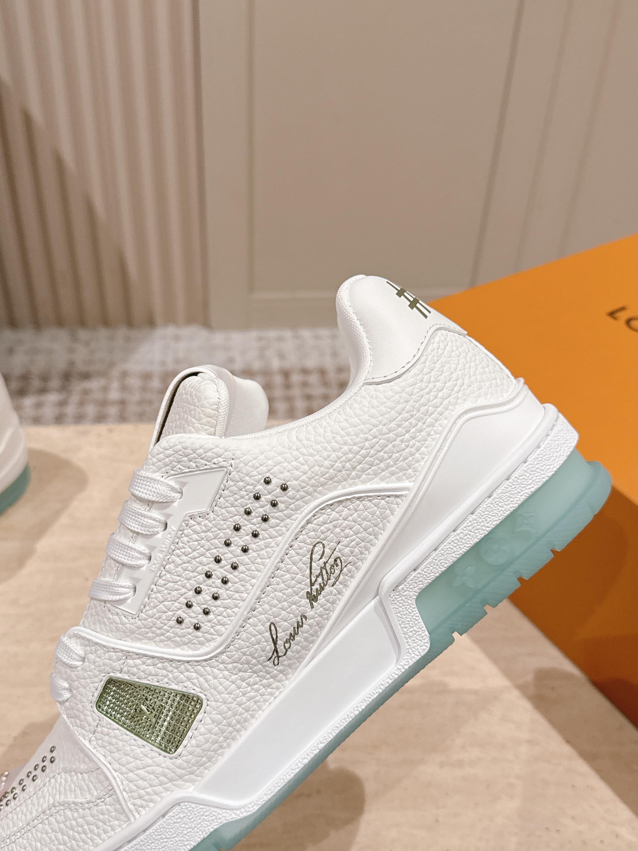 Louis Vuitton 루이비통 트레이너 로우 스니커즈 8