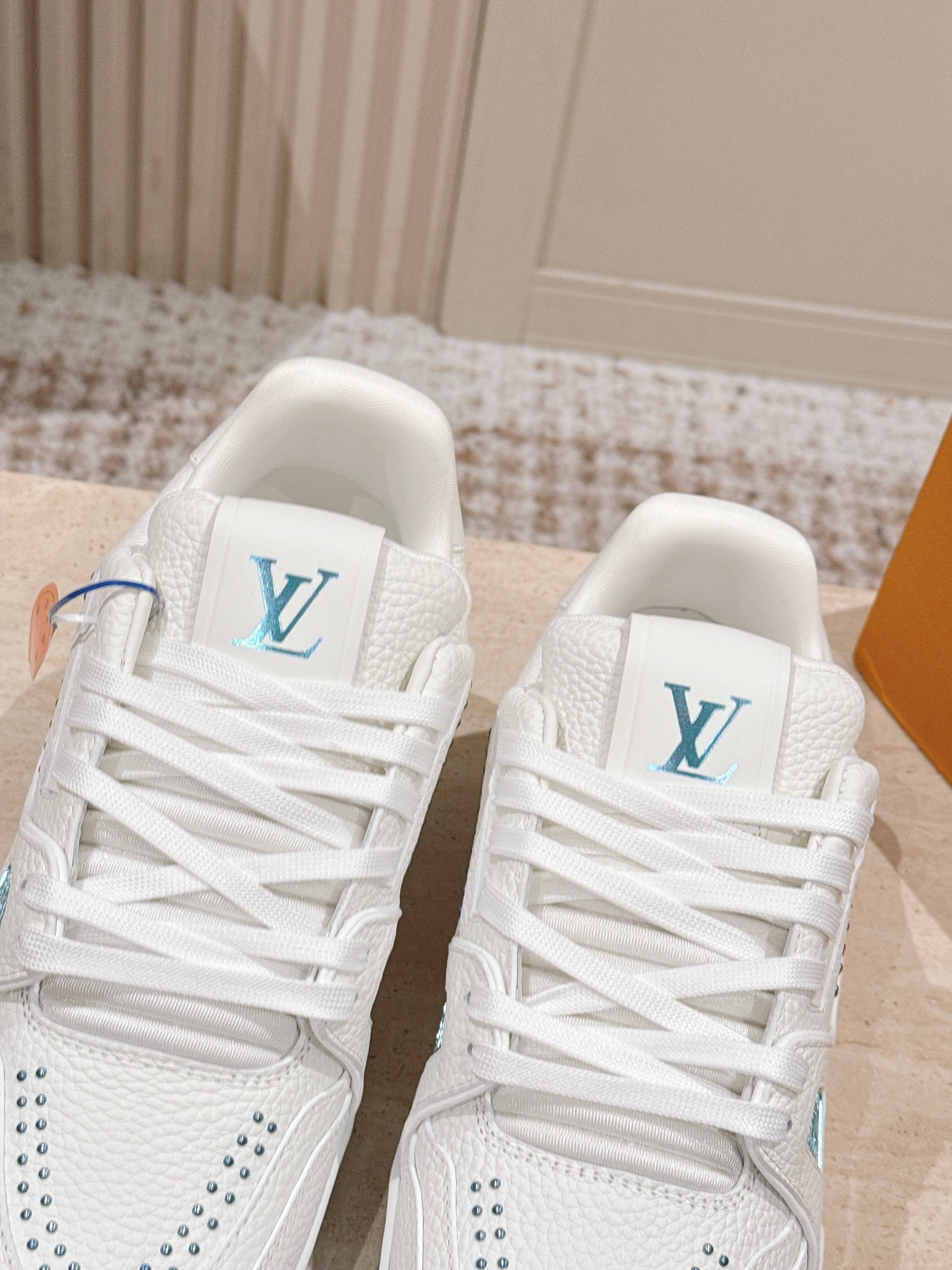 Louis Vuitton 루이비통 트레이너 로우 스니커즈 8