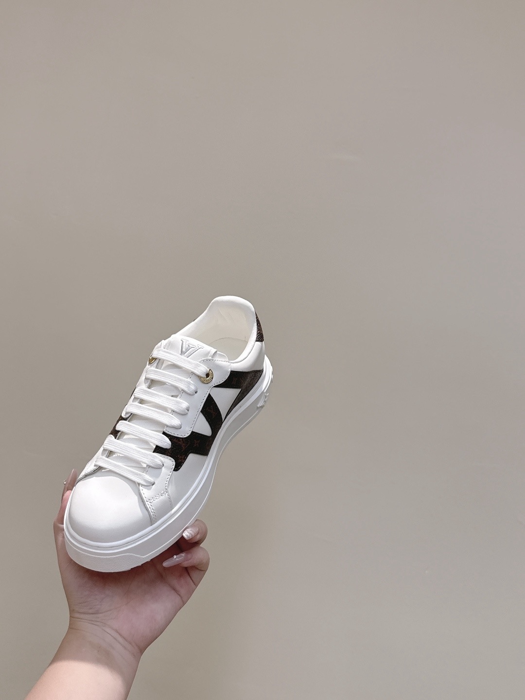 Louis Vuitton 루이비통 모노그램 플랫폼 레더 스니커즈 11