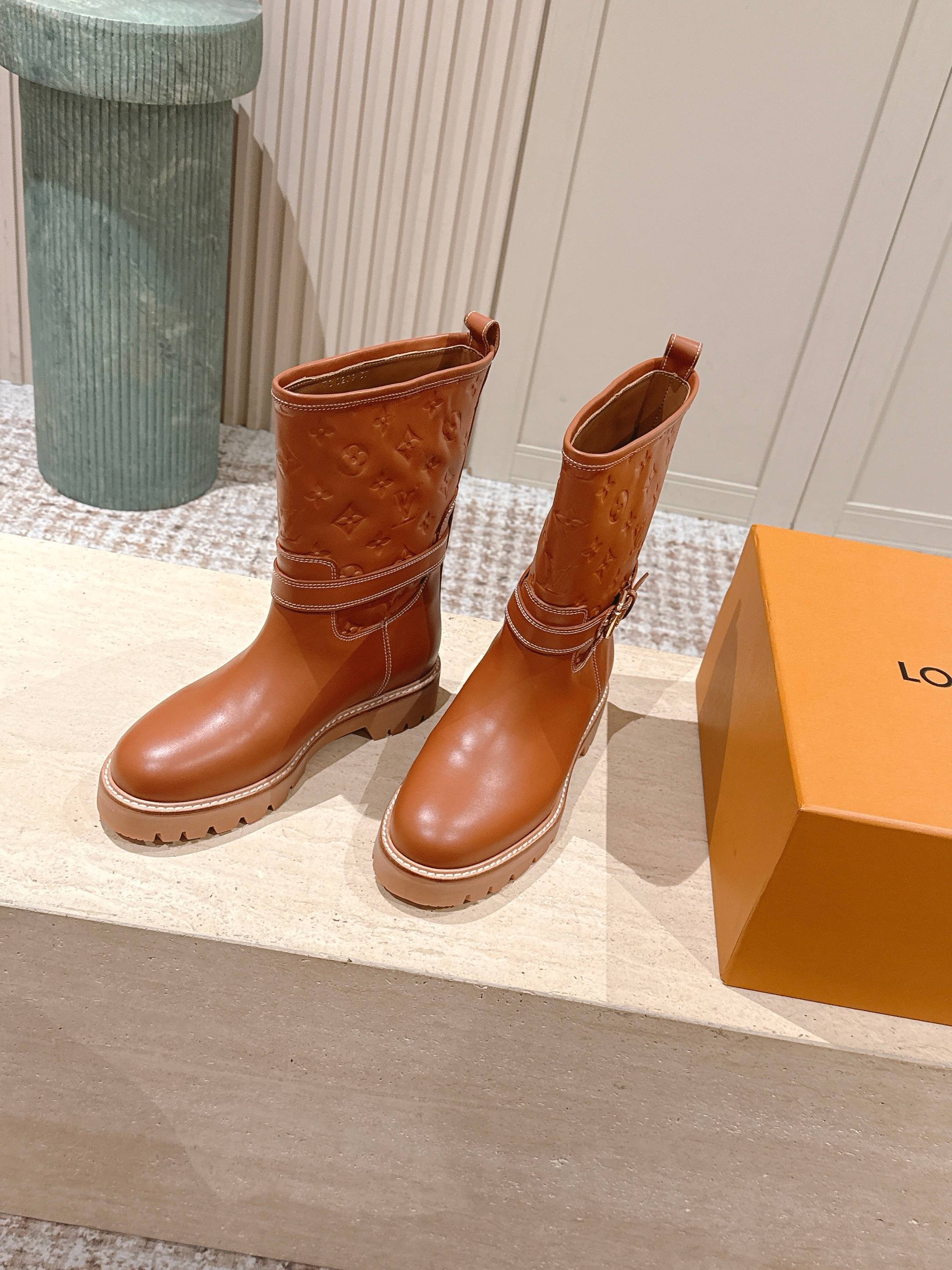 LOUIS VUITTON 루이비통 모노그램 레더 미들 부츠 5