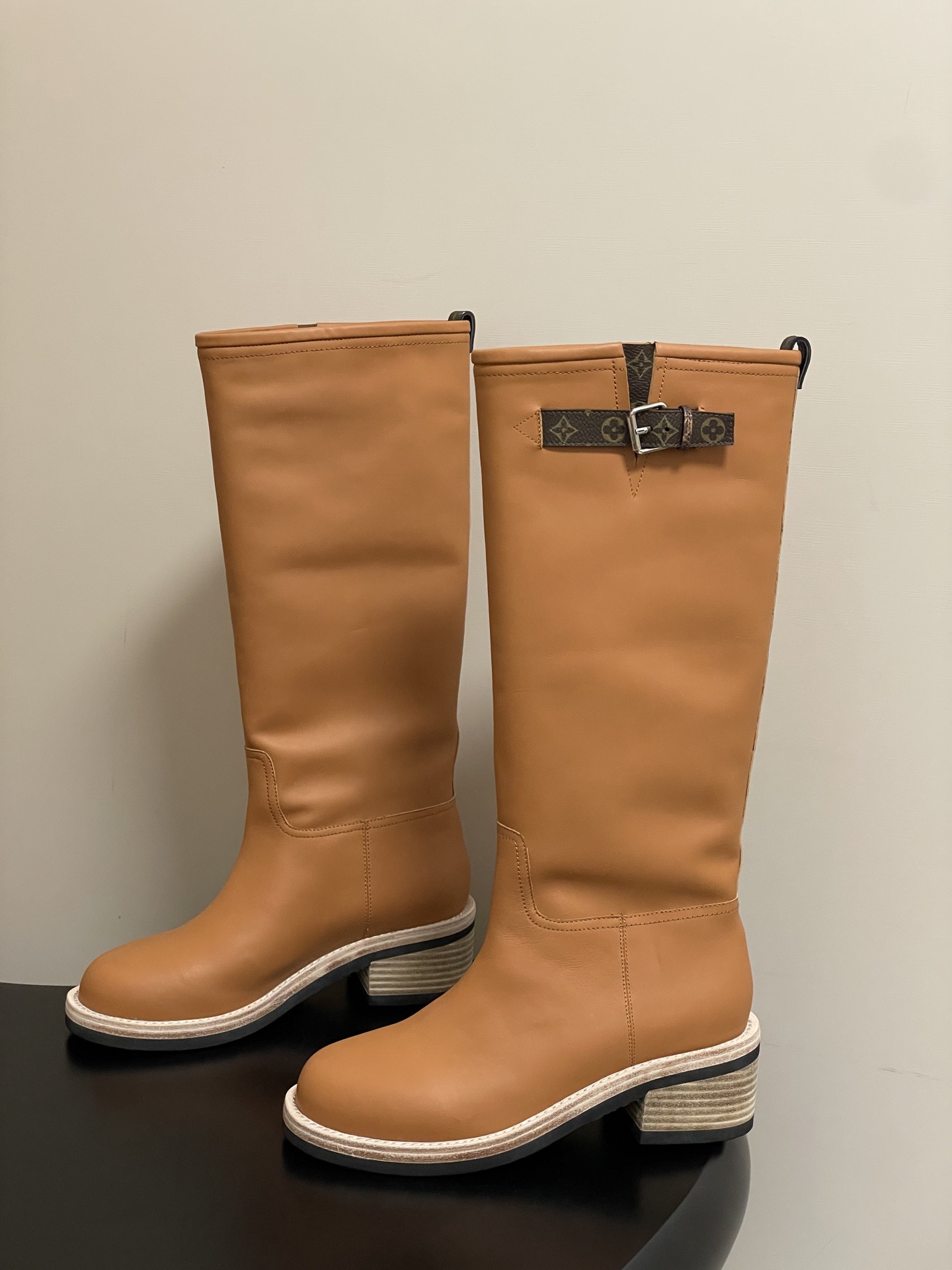 LOUIS VUITTON 루이비통 LV 바이커 레더 롱부츠 5