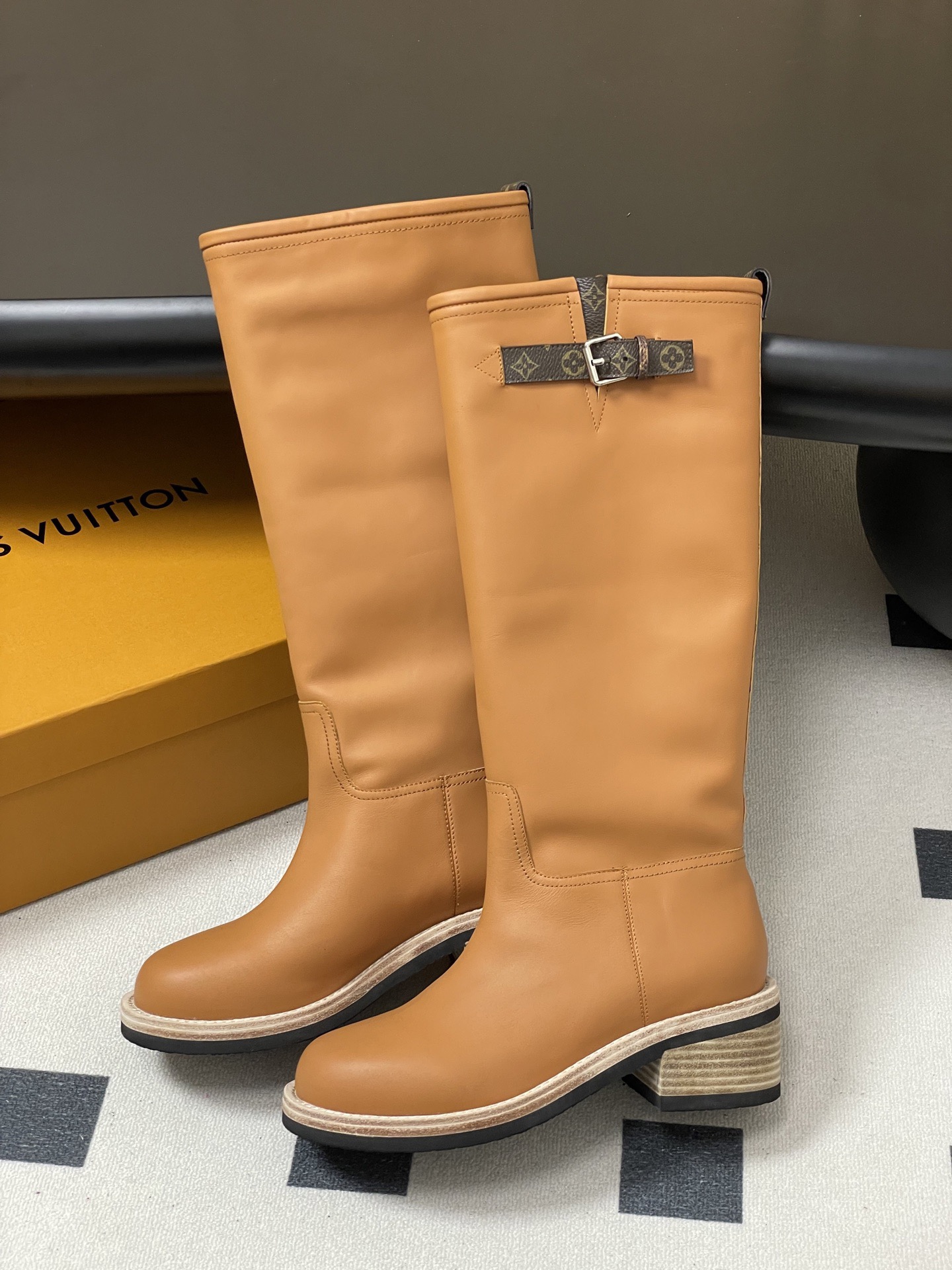 LOUIS VUITTON 루이비통 LV 바이커 레더 롱부츠 6