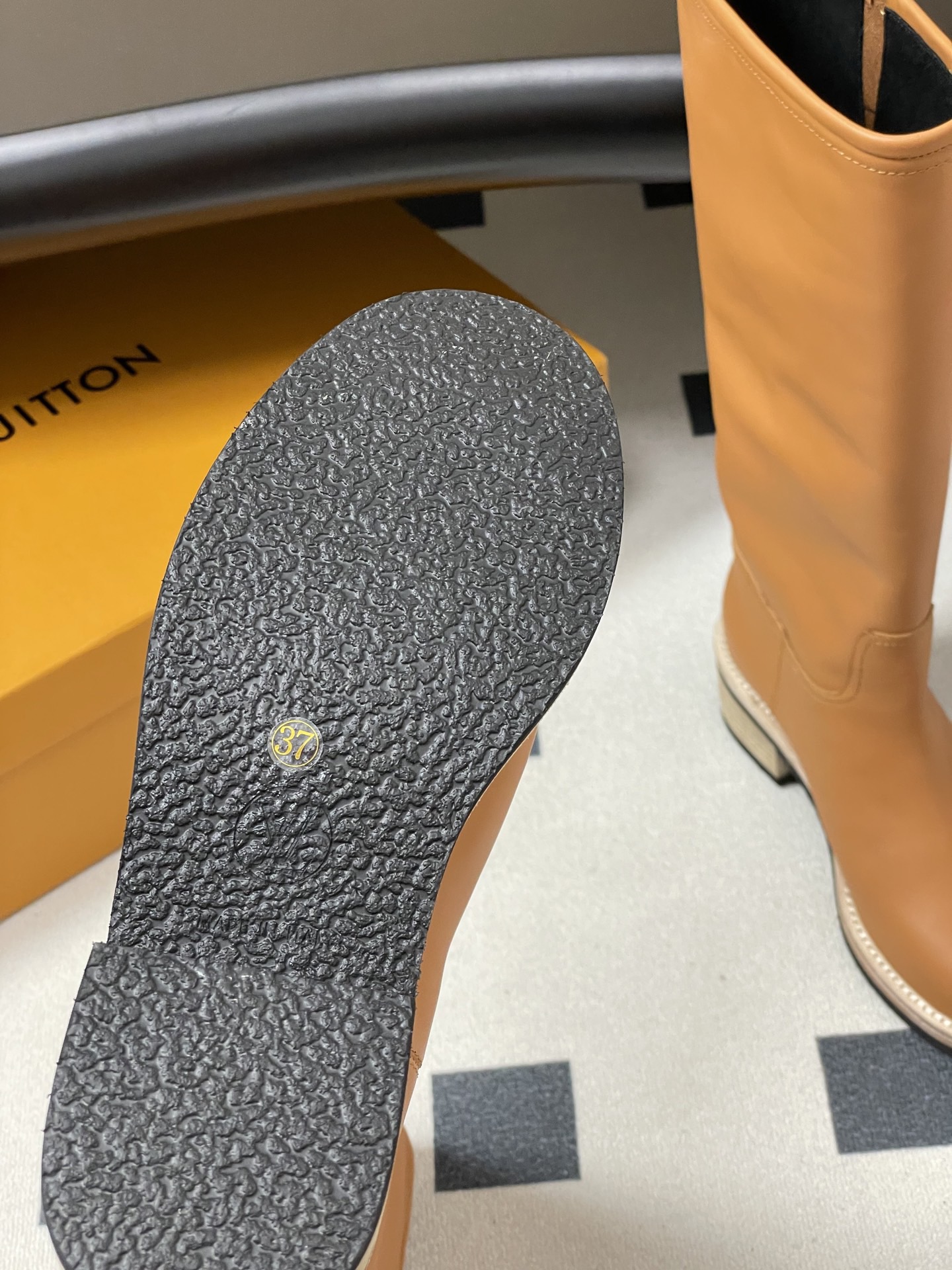 LOUIS VUITTON 루이비통 LV 바이커 레더 롱부츠 10