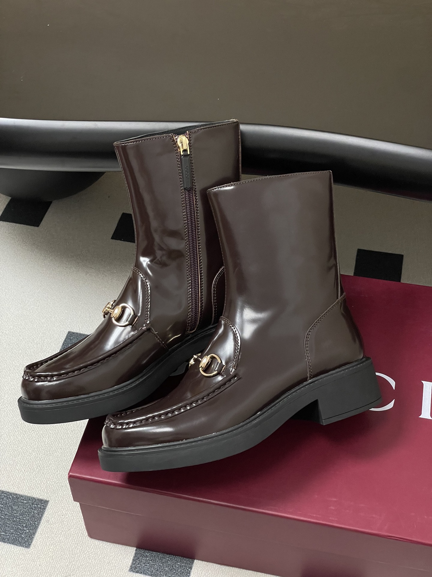 GUCCI 구찌 홀스빗 레더 앵클부츠 4