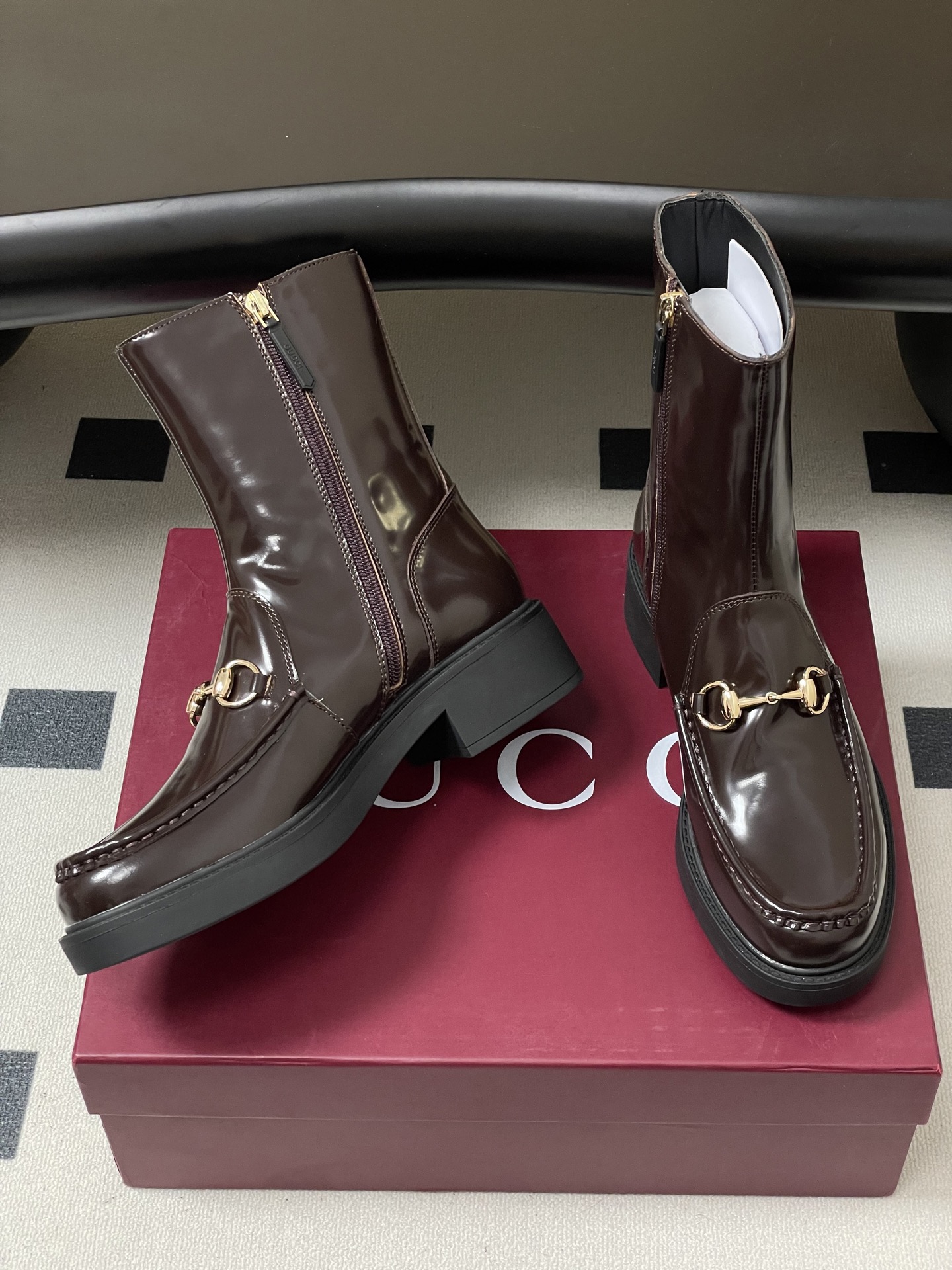 GUCCI 구찌 홀스빗 레더 앵클부츠 5