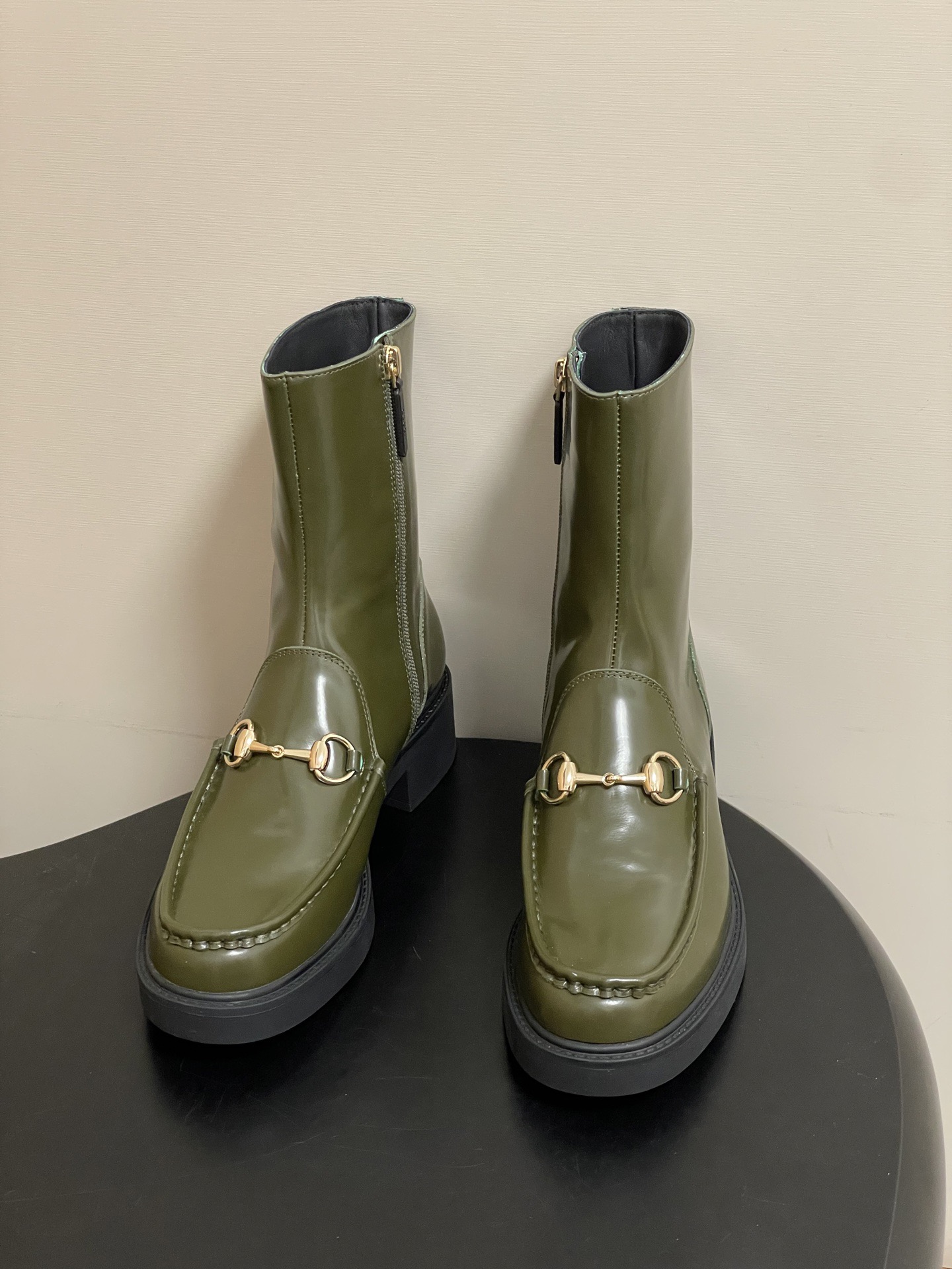 GUCCI 구찌 홀스빗 레더 앵클부츠 2