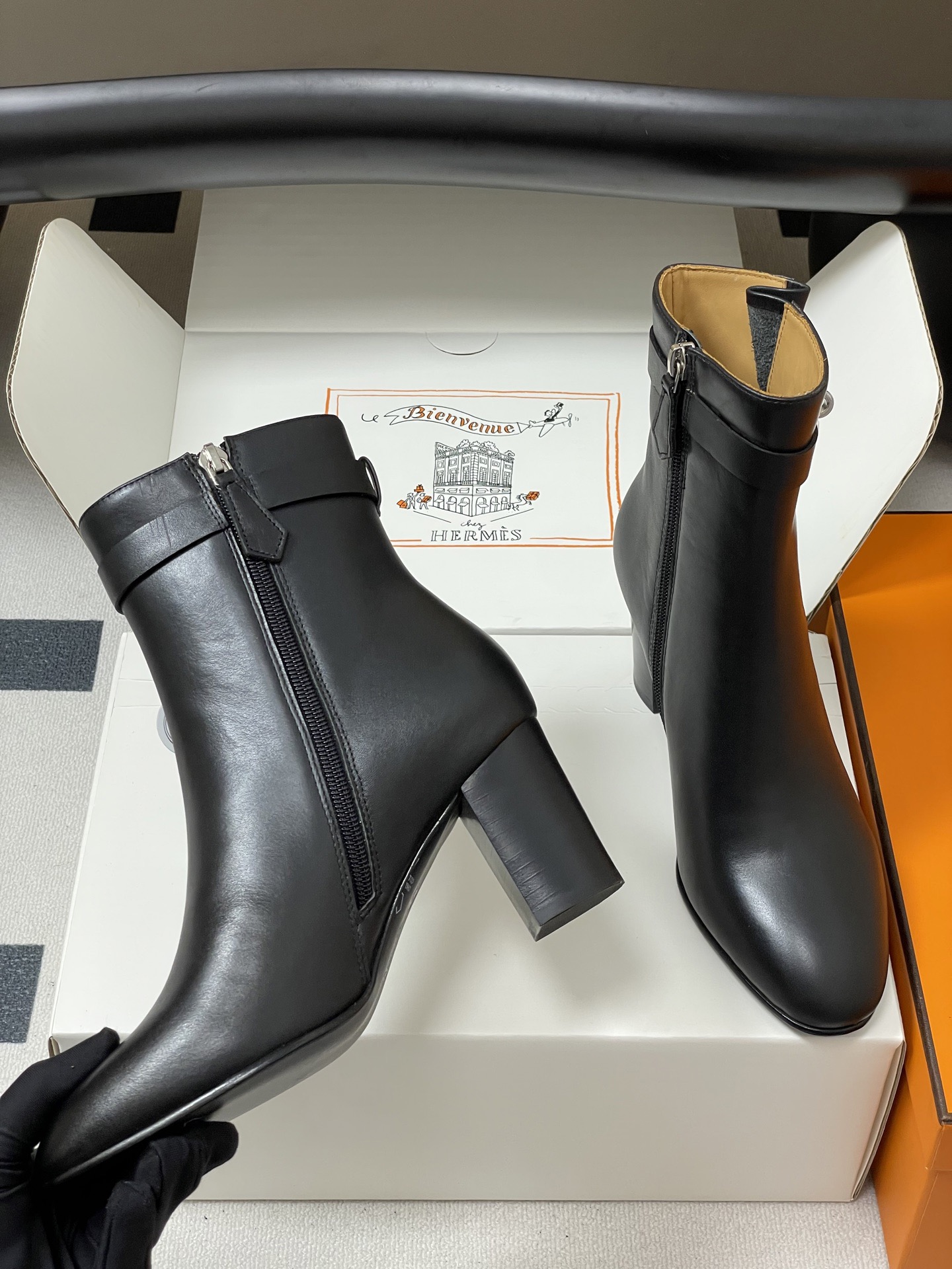 HERMES 에르메스 켈리 버클 레더 앵클부츠 6