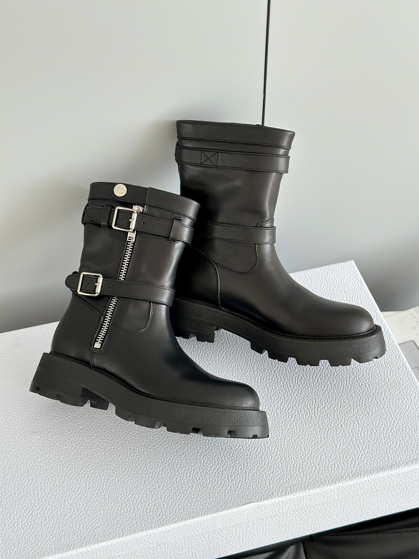 Dior 디올 D-Quest 바이커 레더 부츠 6