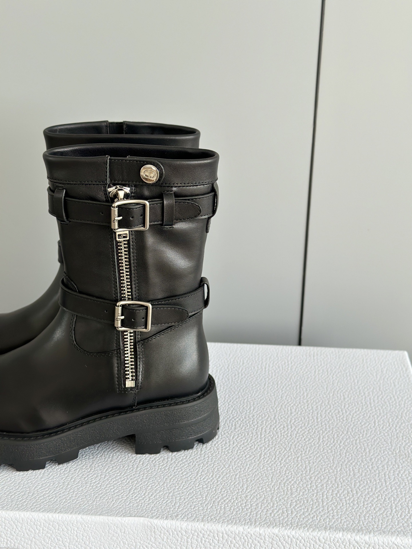 Dior 디올 D-Quest 바이커 레더 부츠 8