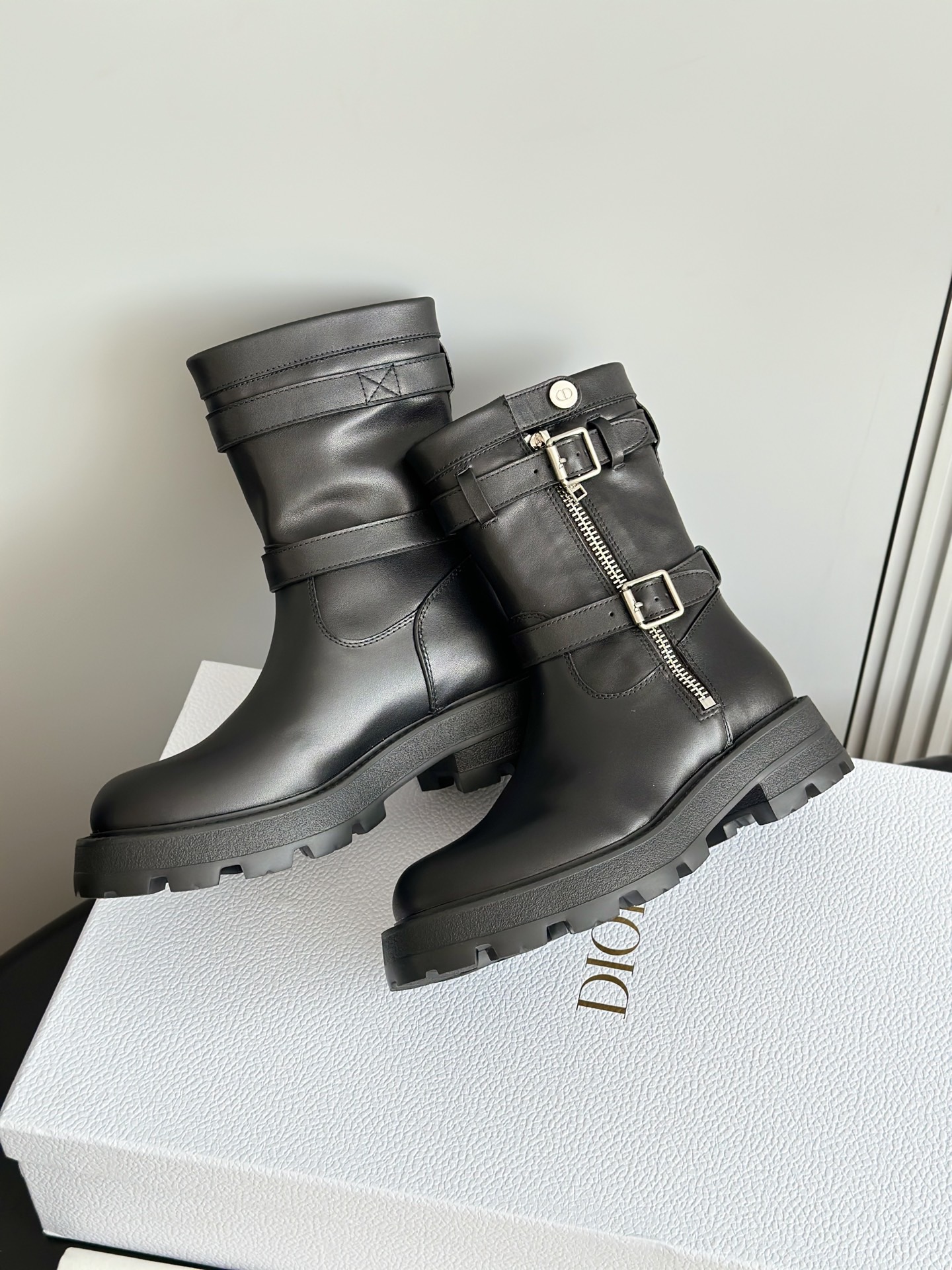 Dior 디올 D-Quest 바이커 레더 부츠 9