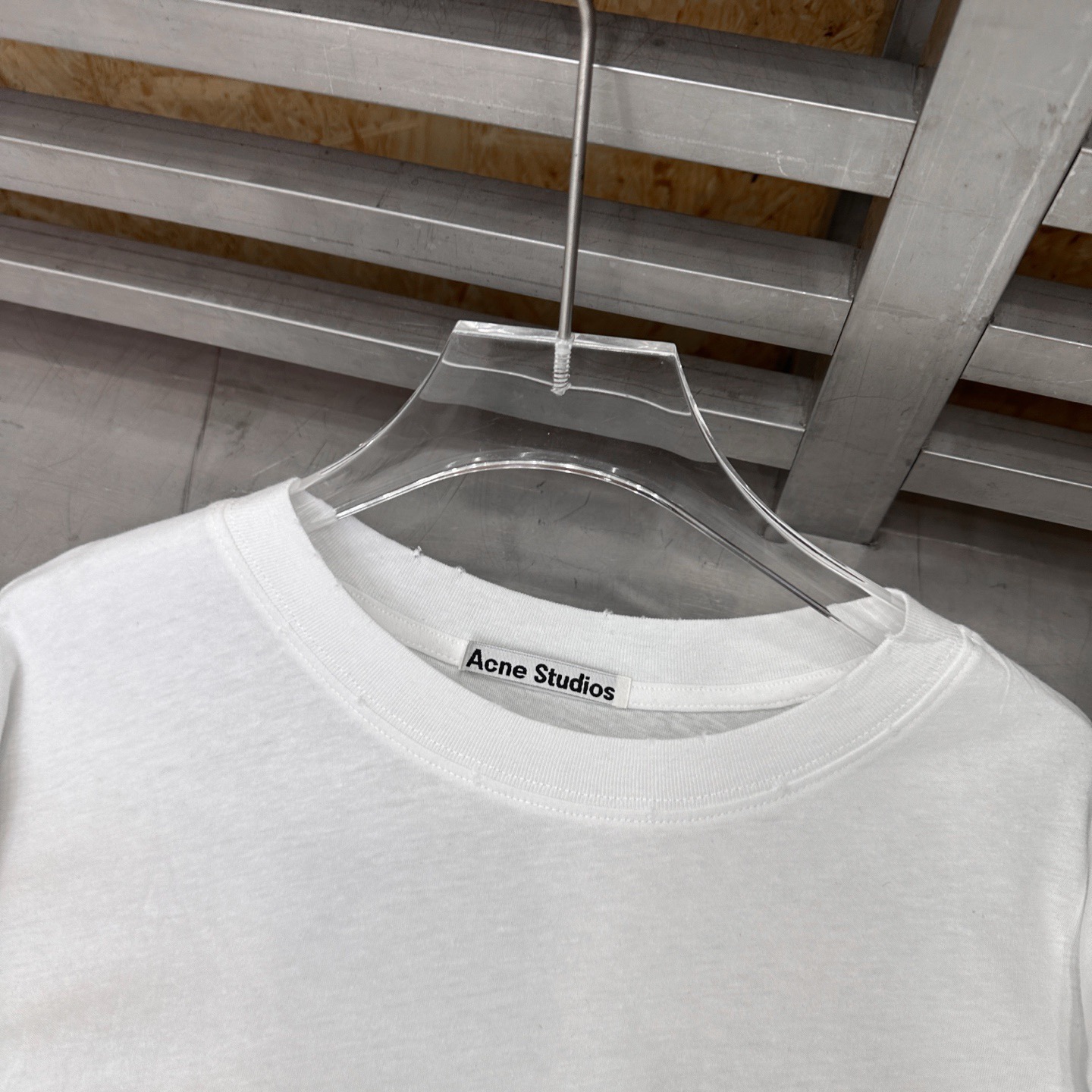 Acne Studios 아크네스튜디오 스톡홀름 비즈 로고 롱슬리브 티셔츠 5