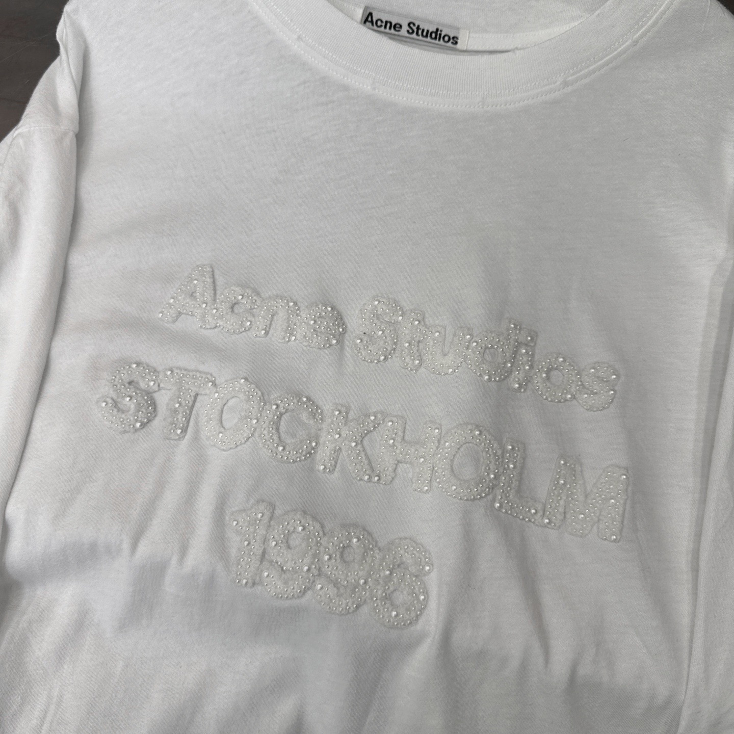 Acne Studios 아크네스튜디오 스톡홀름 비즈 로고 롱슬리브 티셔츠 6