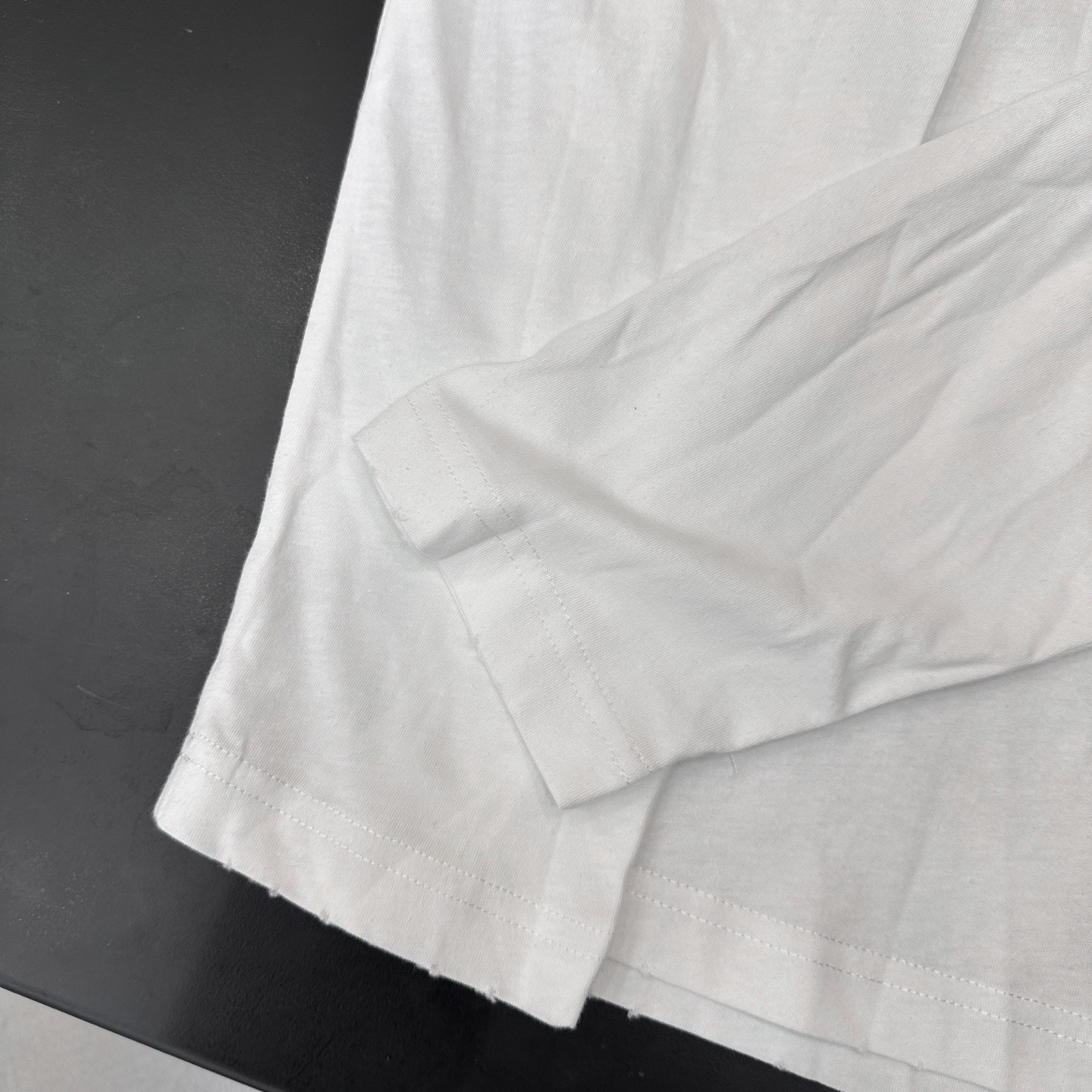 Acne Studios 아크네스튜디오 스톡홀름 비즈 로고 롱슬리브 티셔츠 7