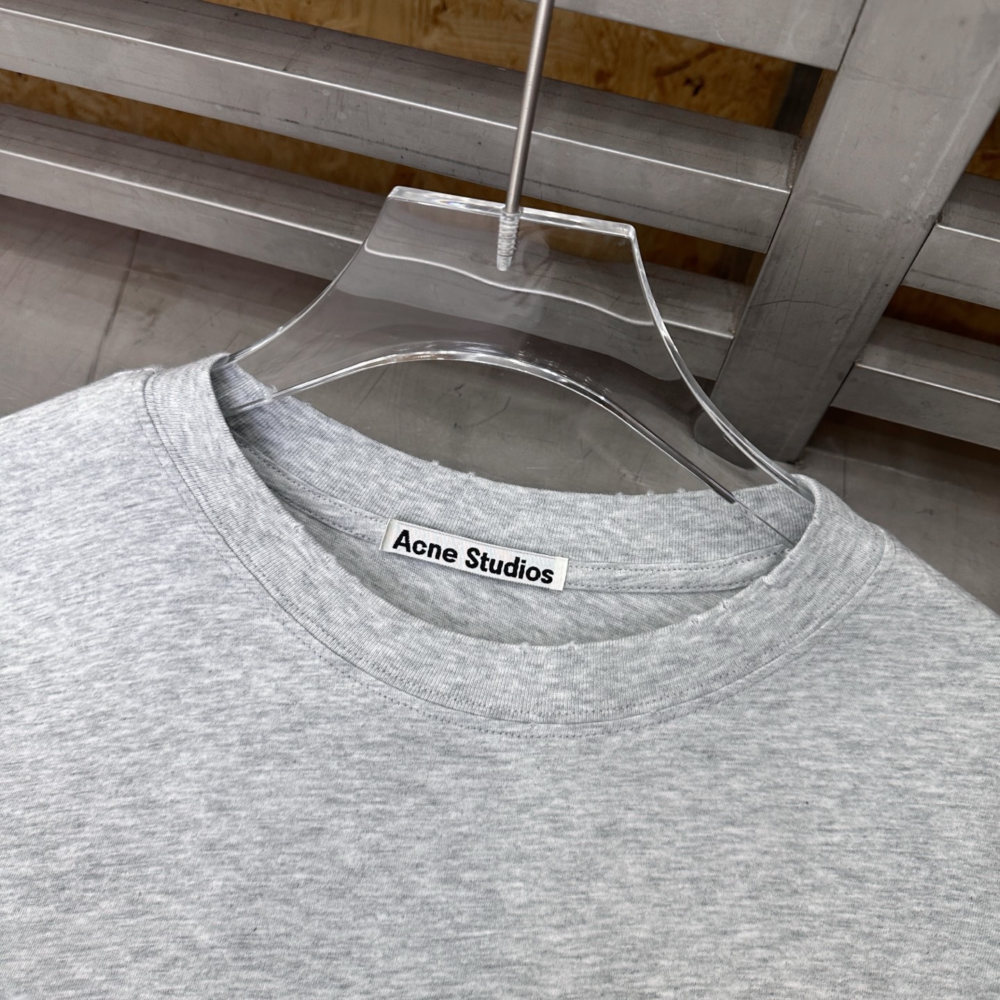 Acne Studios 아크네스튜디오 스톡홀름 비즈 로고 롱슬리브 티셔츠 5