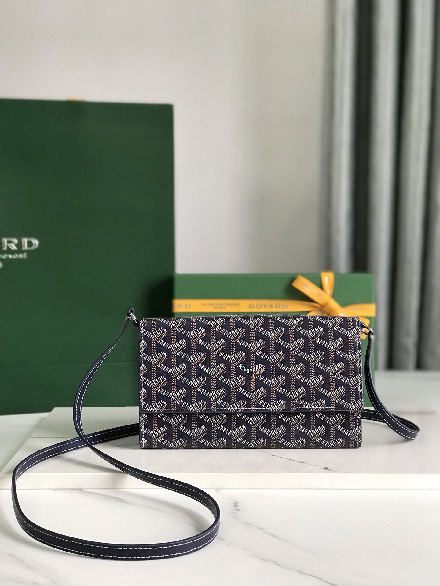 Goyard 고야드 바렌느 Varenne WOC 가야딘 캔버스 크로스백 라이트 핑크 1