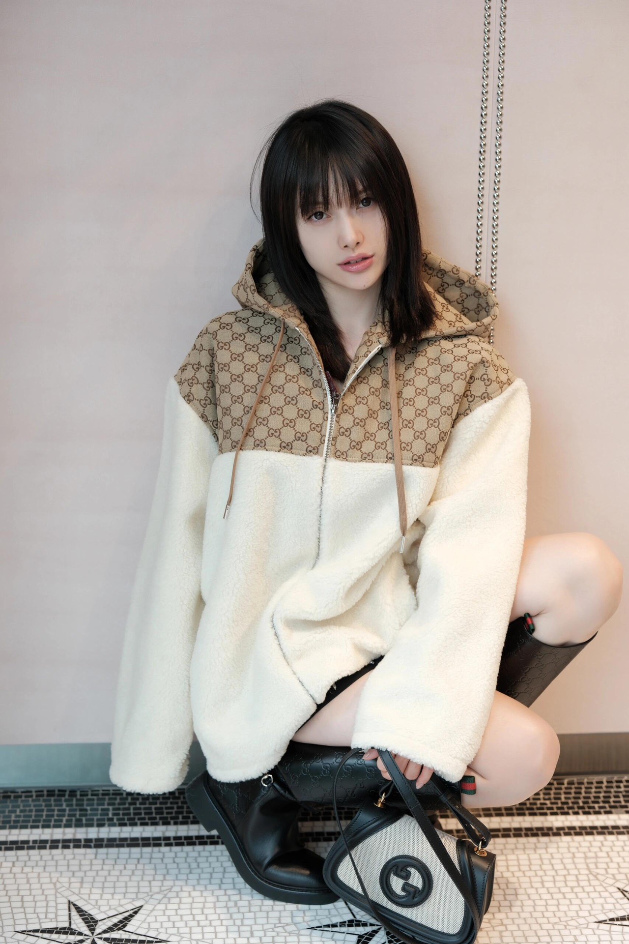 Gucci 구찌 인터로킹 G GG 수프림 캔버스 미니 크로스백 브라운 815700 2