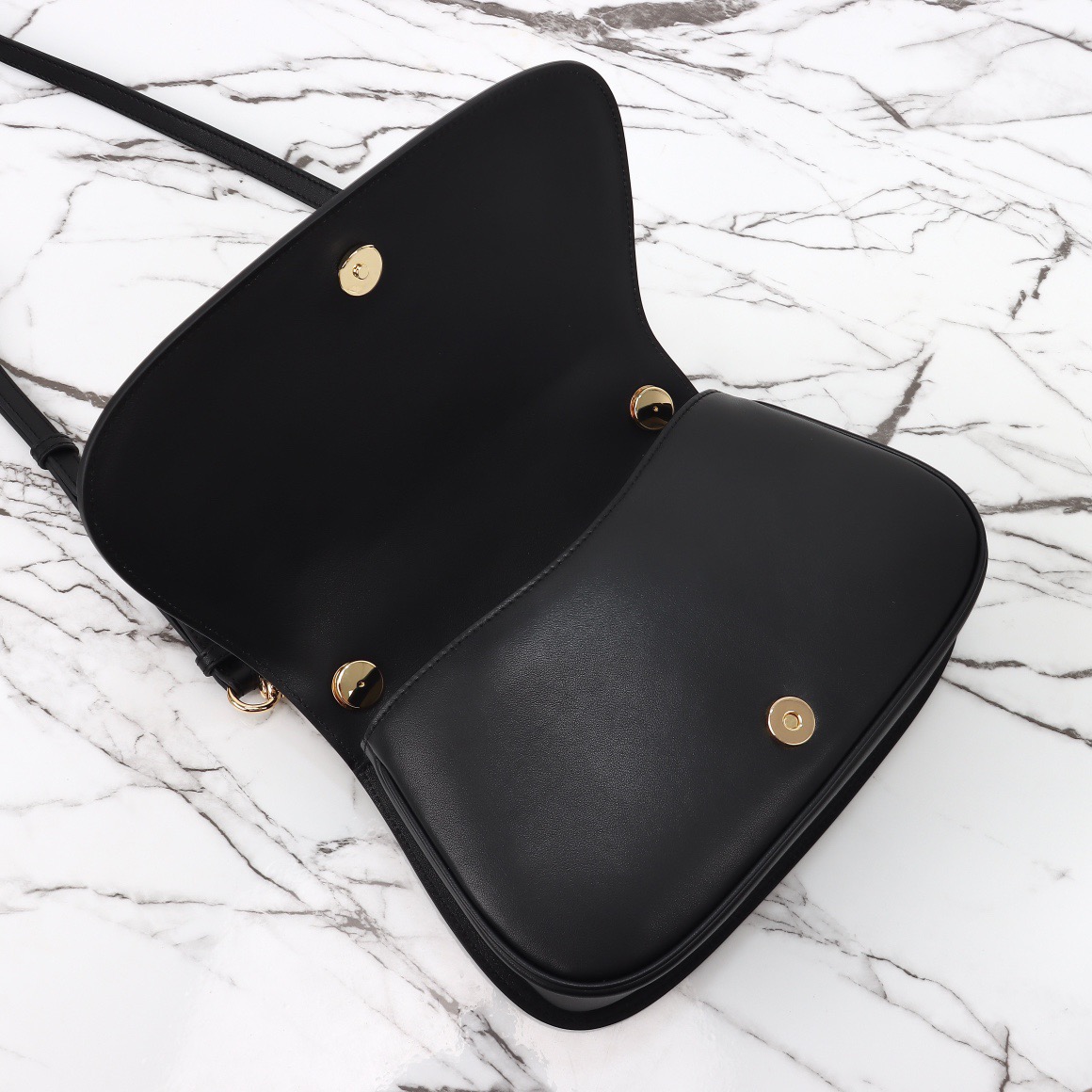 Gucci 구찌 인터로킹 G 캔버스 탑핸들 숄더백 블랙 레더 아이보리 815714 7