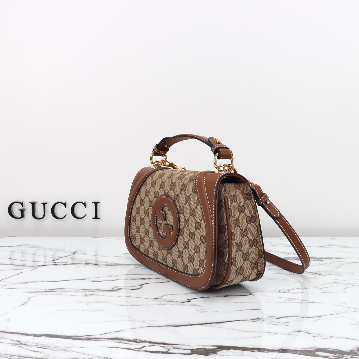 Gucci 구찌 인터로킹 G 캔버스 탑핸들 숄더백 블랙 레더 아이보리 815714 8
