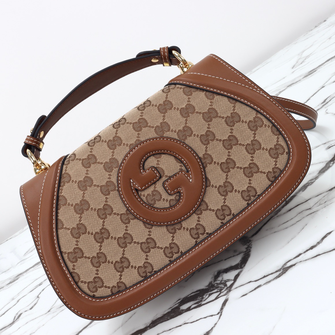 Gucci 구찌 인터로킹 G 캔버스 탑핸들 숄더백 블랙 레더 아이보리 815714 10