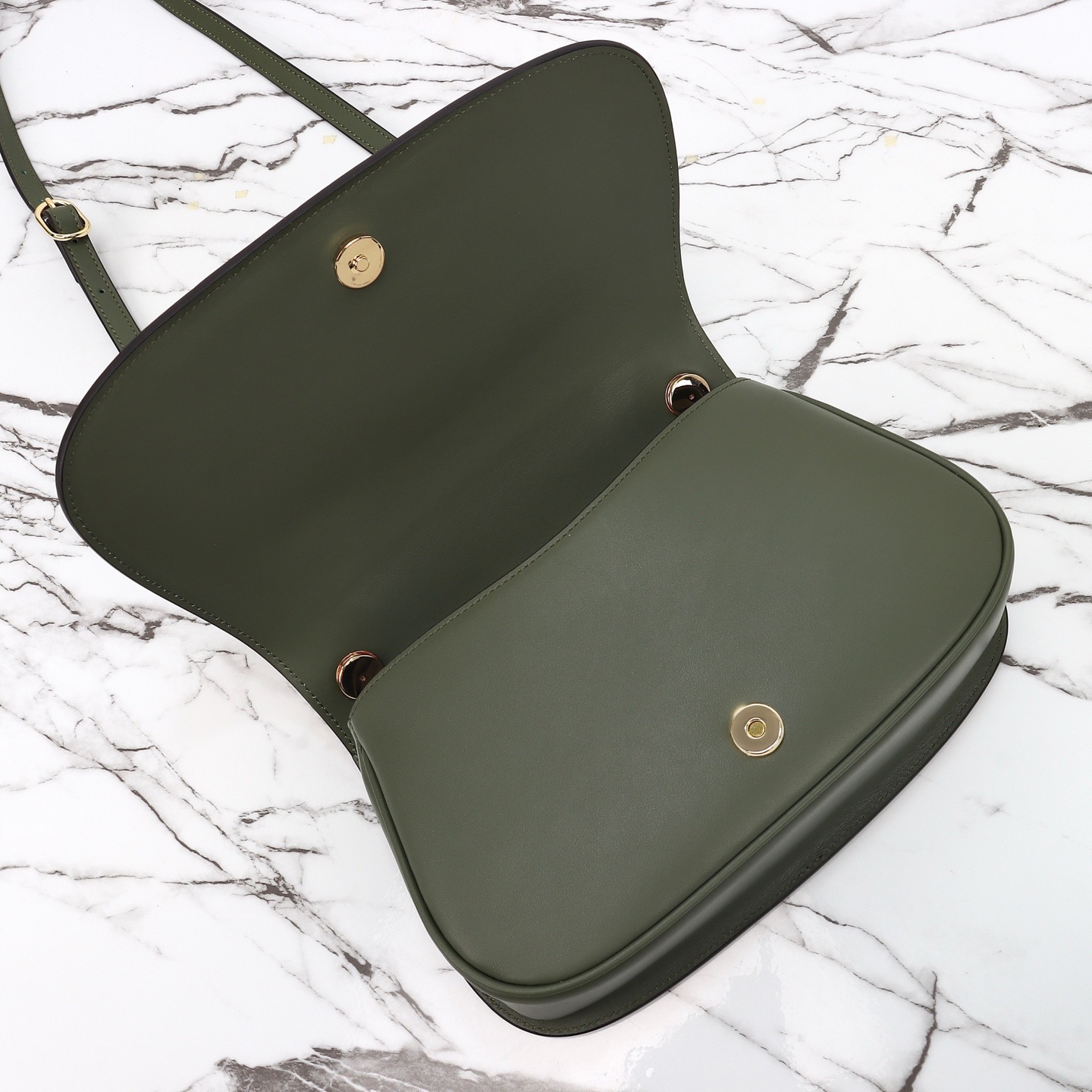 Gucci 구찌 인터로킹 G 캔버스 탑핸들 숄더백 블랙 레더 아이보리 815714 10