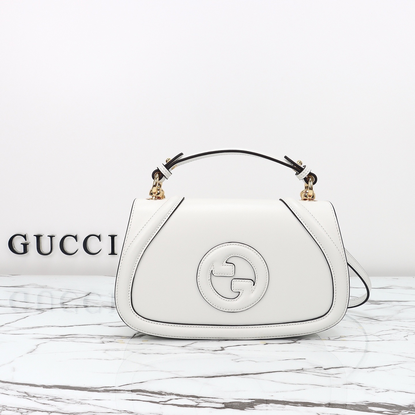 Gucci 구찌 인터로킹 G 캔버스 탑핸들 숄더백 블랙 레더 아이보리 815714 1