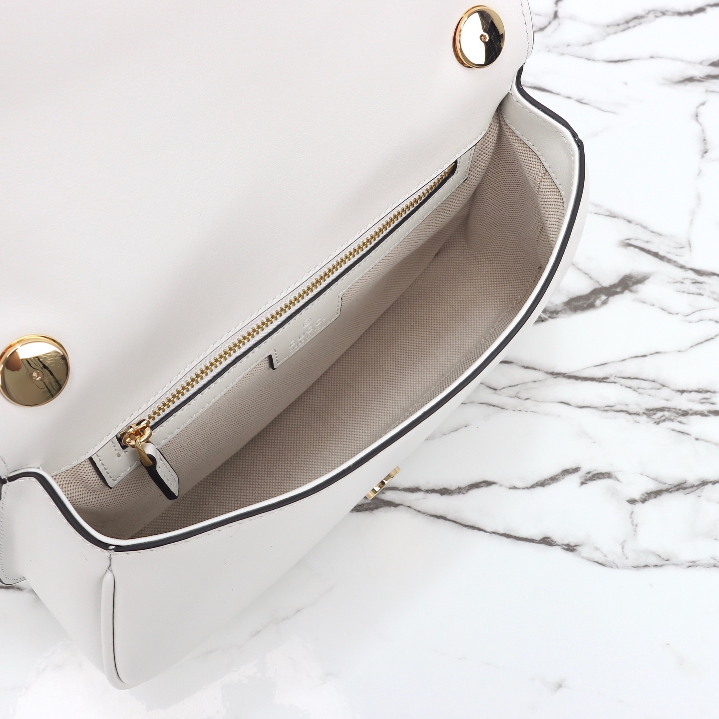 Gucci 구찌 인터로킹 G 캔버스 탑핸들 숄더백 블랙 레더 아이보리 815714 9