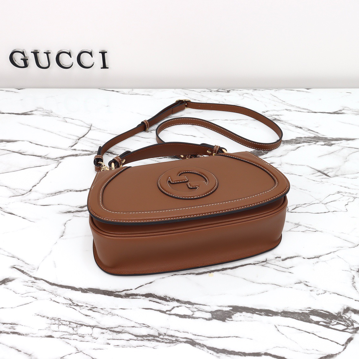 Gucci 구찌 인터로킹 G 캔버스 탑핸들 숄더백 블랙 레더 아이보리 815714 8