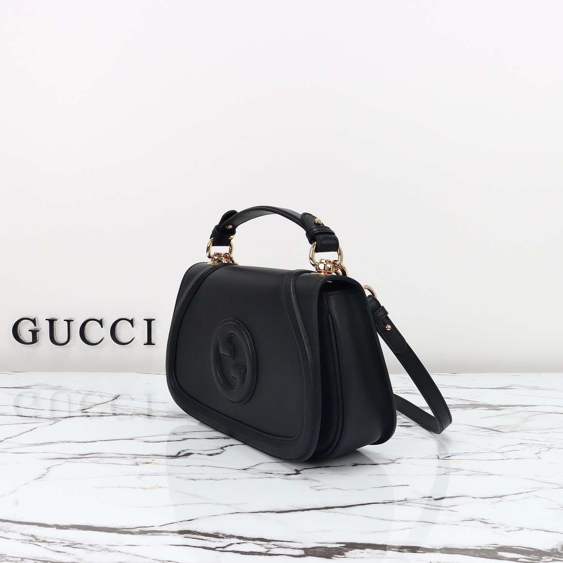 Gucci 구찌 인터로킹 G 캔버스 탑핸들 숄더백 블랙 레더 아이보리 815714 2