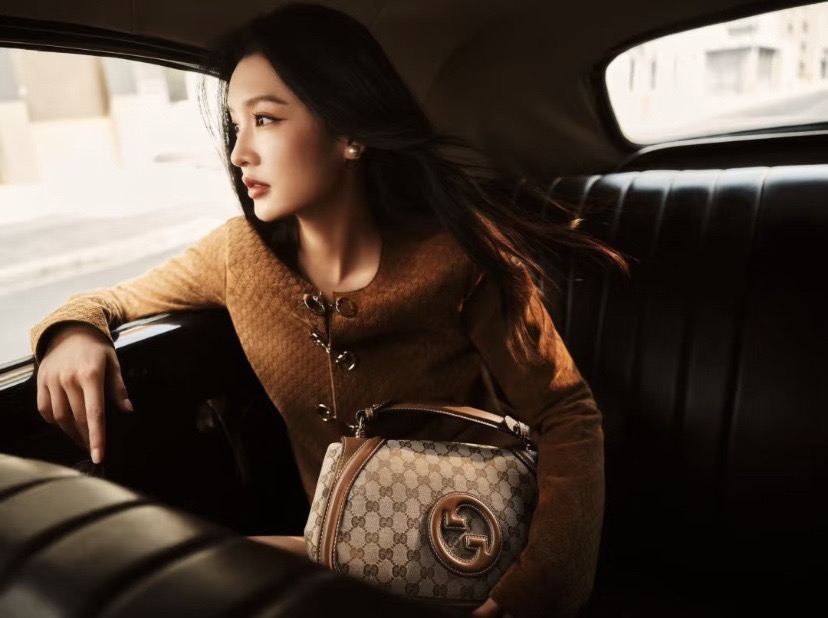Gucci 구찌 815716 GG 수프림 캔버스 인터로킹 G 숄더백 브라운 레더 1