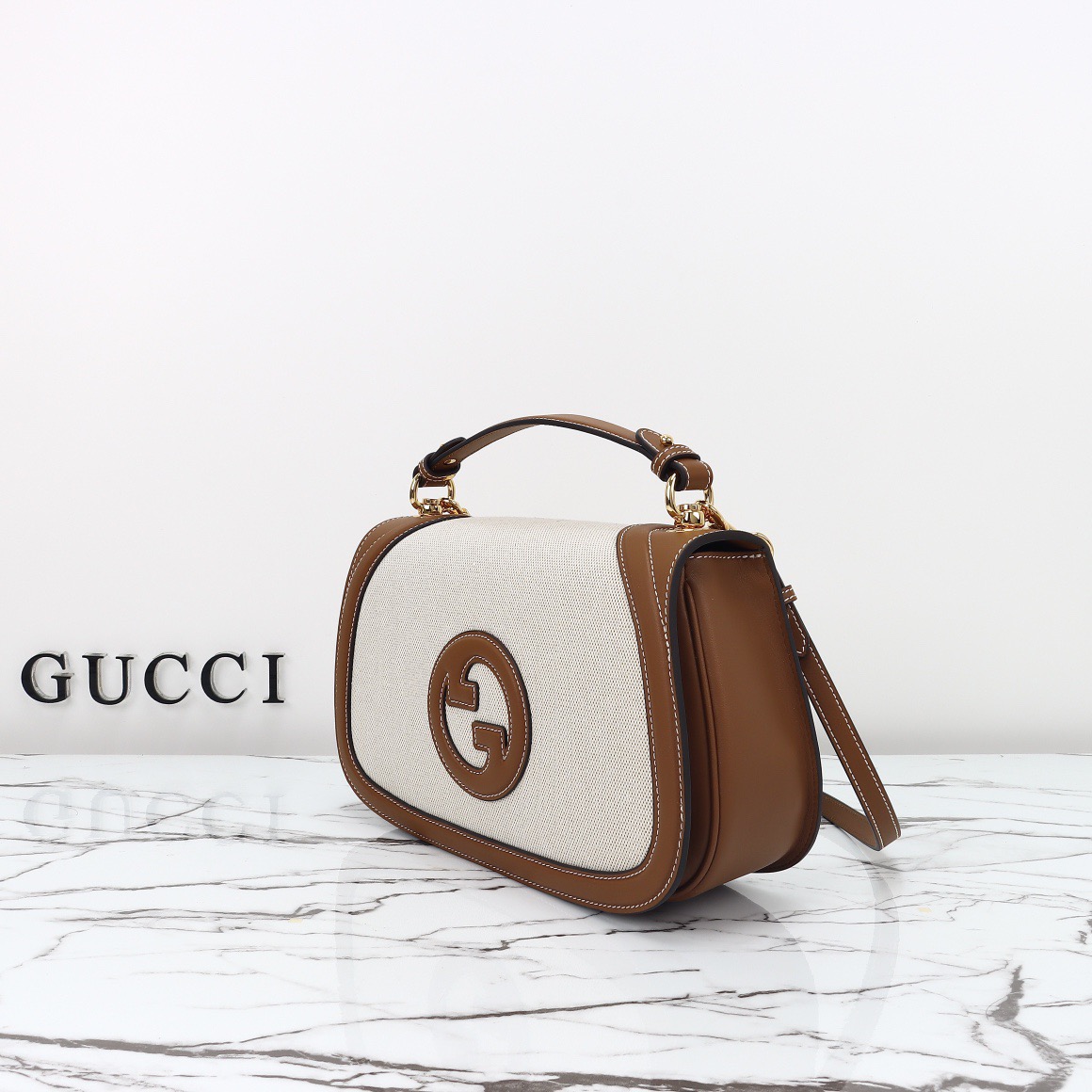 Gucci 구찌 815716 GG 수프림 캔버스 인터로킹 G 숄더백 브라운 레더 2
