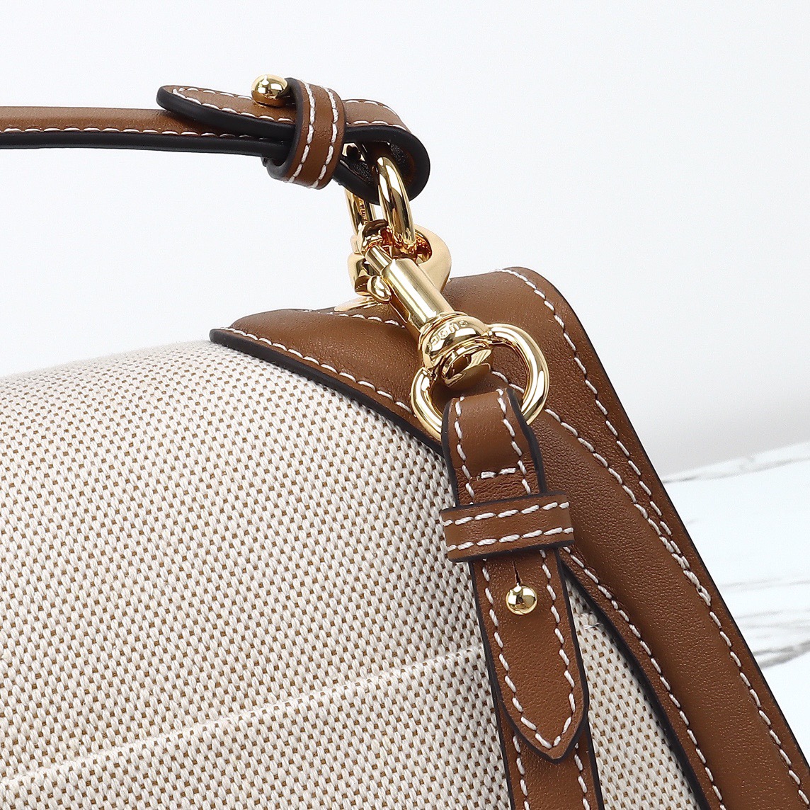 Gucci 구찌 815716 GG 수프림 캔버스 인터로킹 G 숄더백 브라운 레더 6