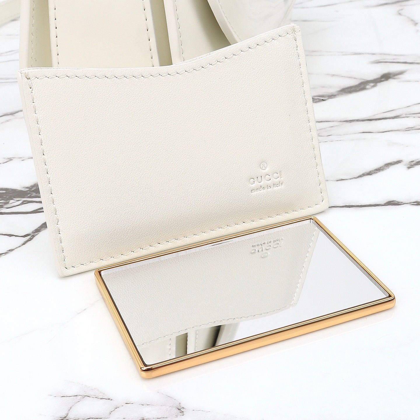 Gucci 구찌 뱀부 1947 탑핸들백 스무스 레더 화이트 블루 뱀부 핸들 골드 하드웨어 14