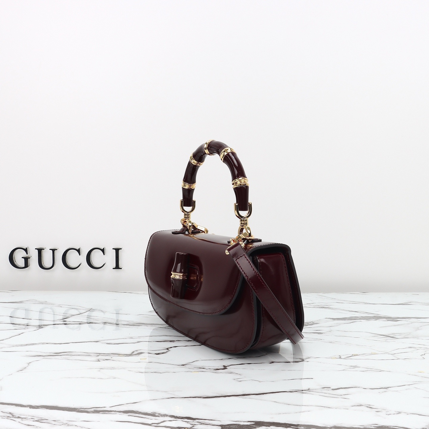 Gucci 구찌 뱀부 1947 탑핸들백 스무스 레더 화이트 블루 뱀부 핸들 골드 하드웨어 11