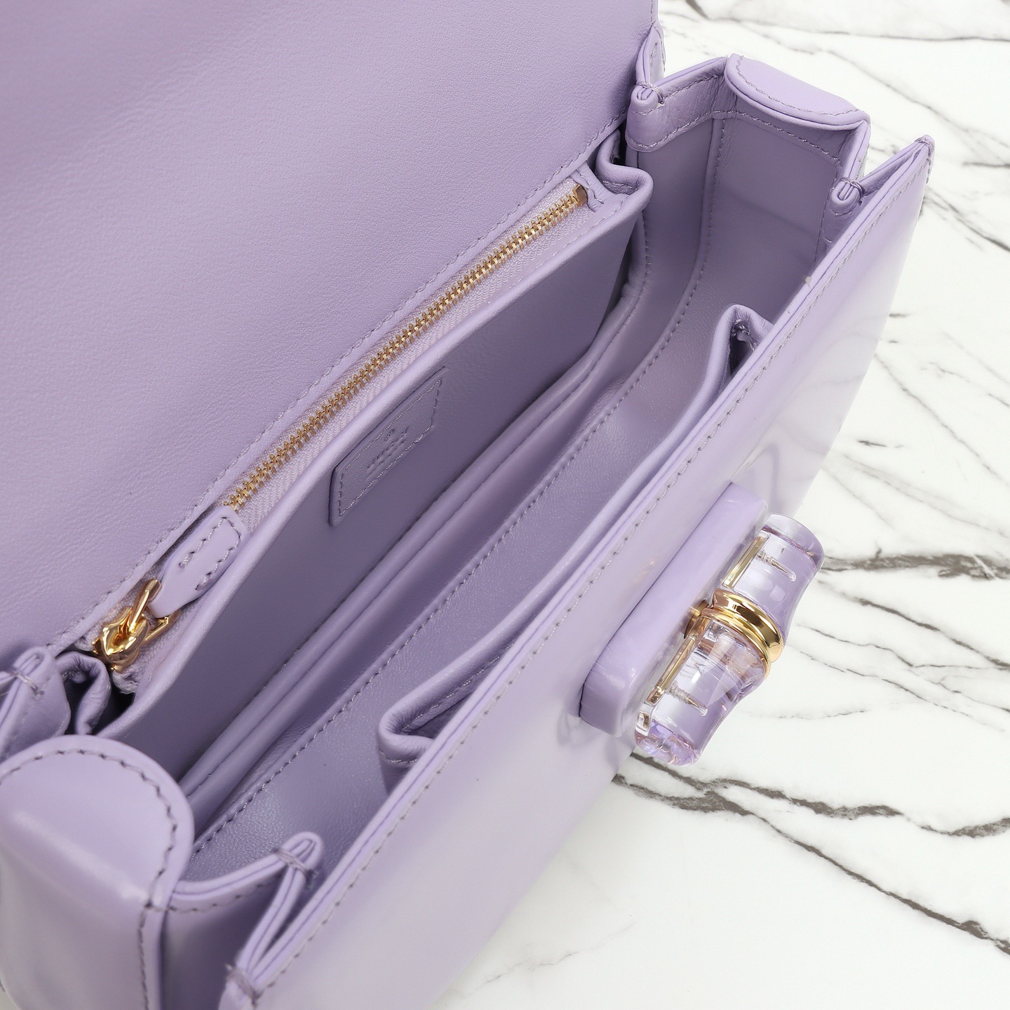 Gucci 구찌 뱀부 1947 탑핸들백 스무스 레더 화이트 블루 뱀부 핸들 골드 하드웨어 12